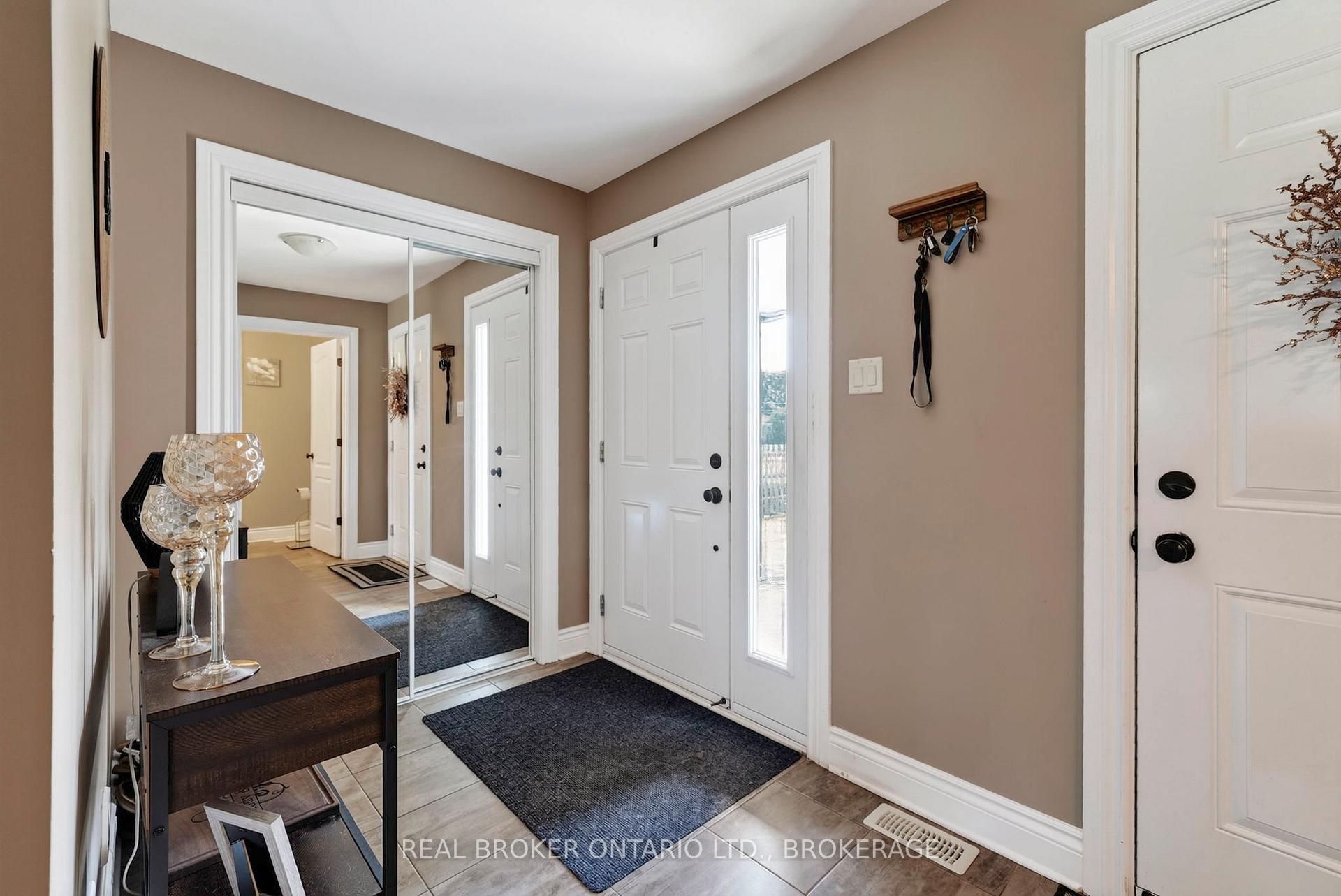 Photo 3 of 1164 Clement Court, Cornwall, Cornwall — HOMEH