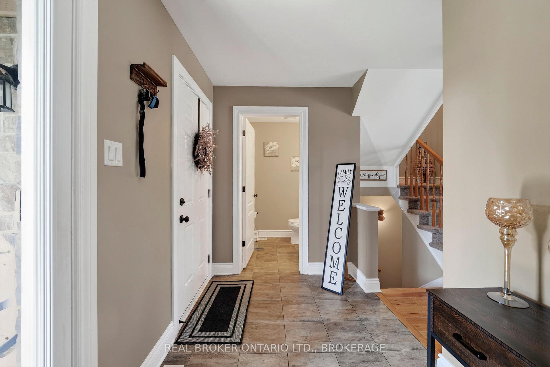 Photo 4 of 1164 Clement Court, Cornwall, Cornwall — HOMEH