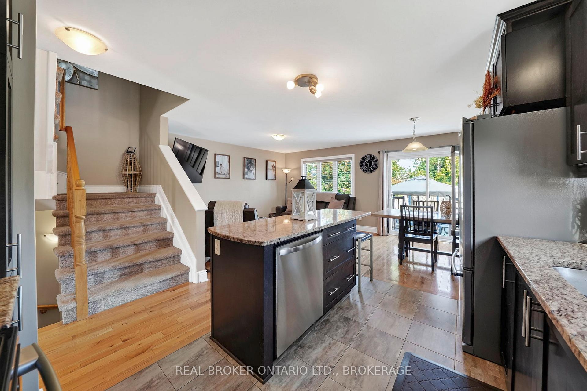 Photo 11 of 1164 Clement Court, Cornwall, Cornwall — HOMEH