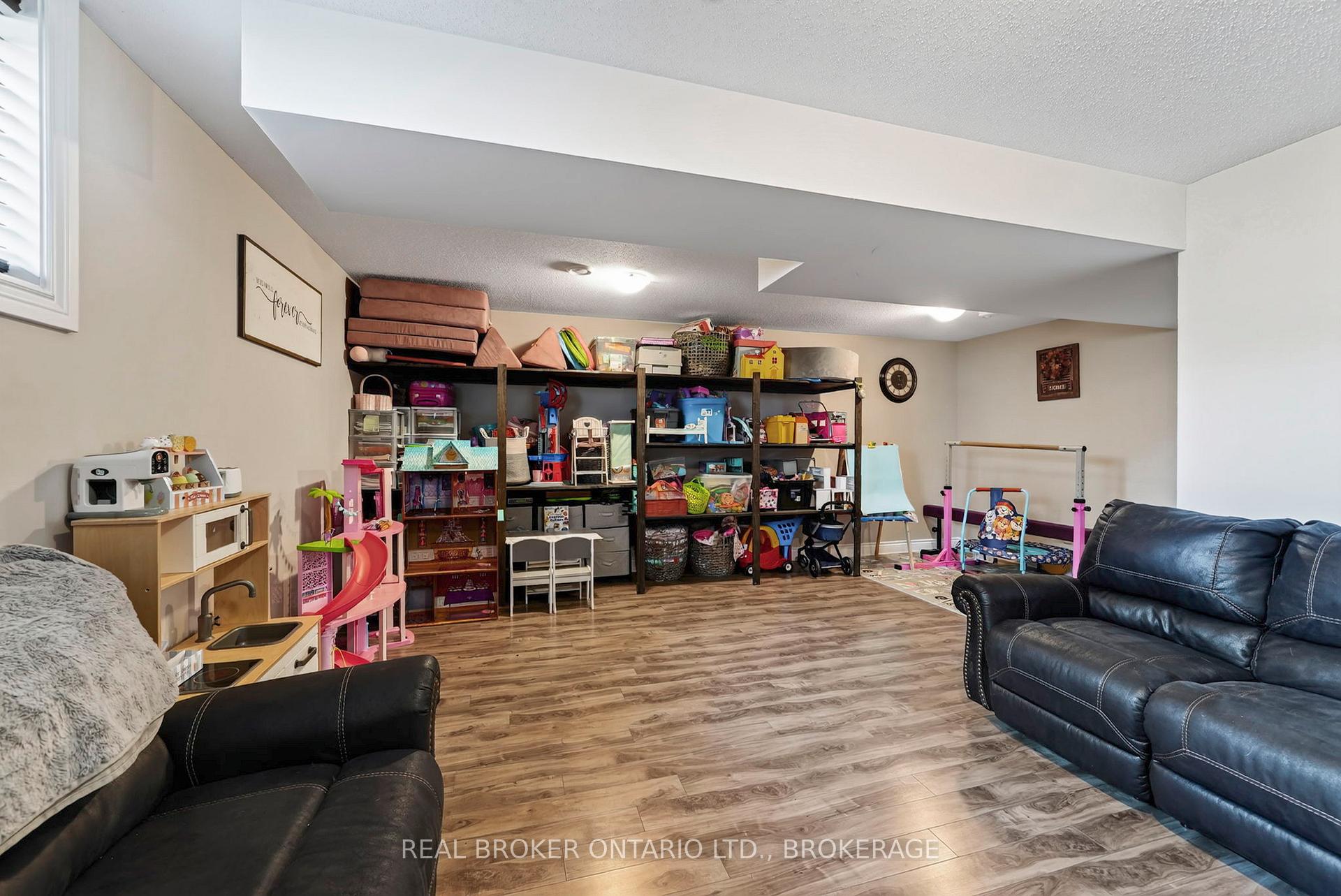 Photo 18 of 1164 Clement Court, Cornwall, Cornwall — HOMEH