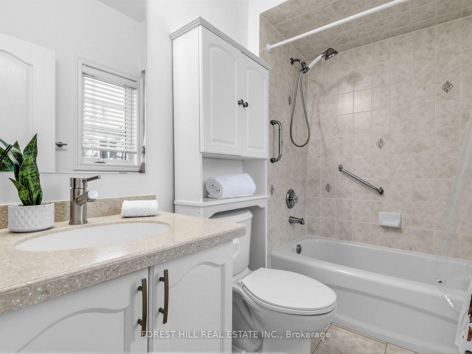 Photo 21 of 43 Pepperberry Road, Vaughan, Patterson — HOMEH