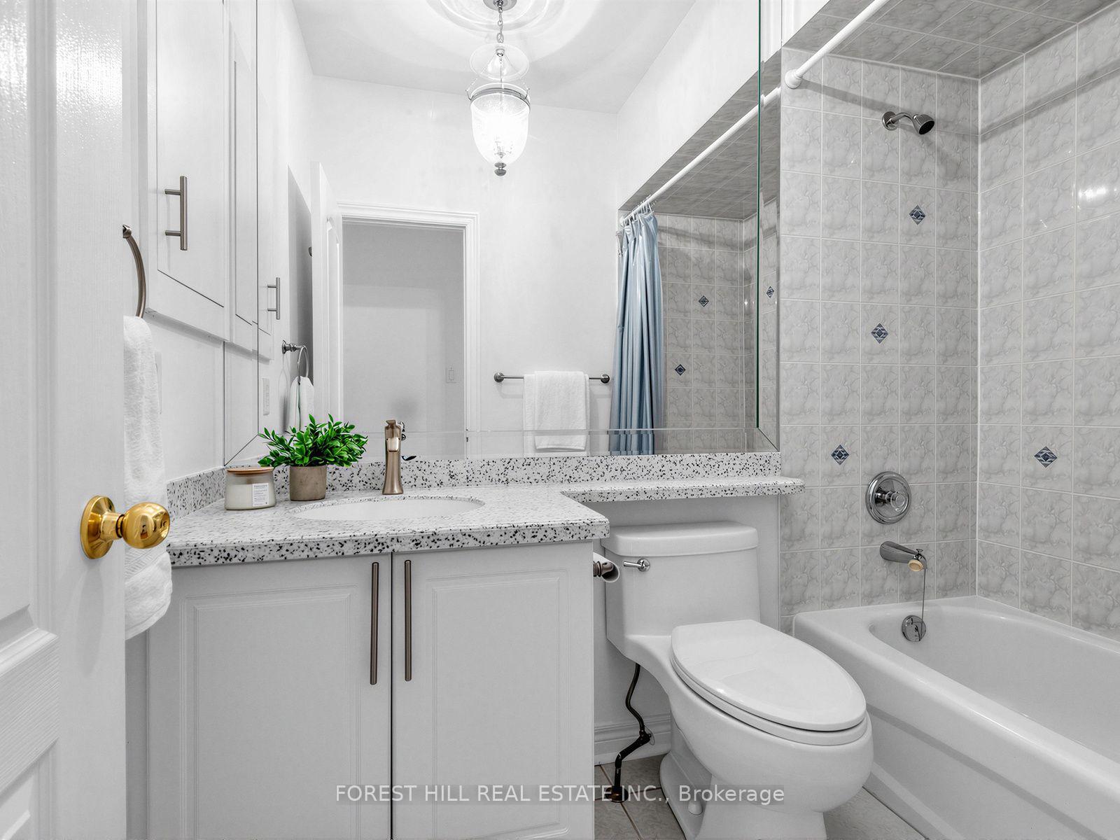 Photo 24 of 43 Pepperberry Road, Vaughan, Patterson — HOMEH