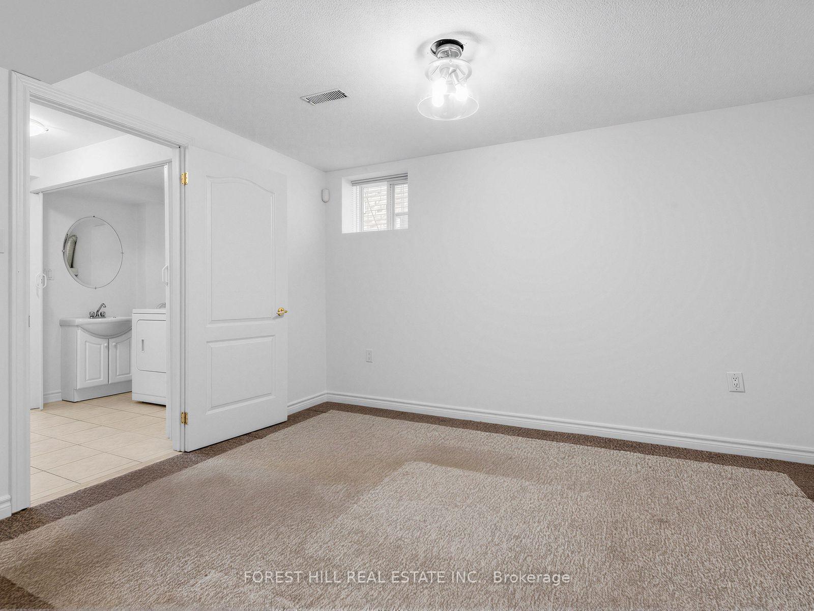 Photo 26 of 43 Pepperberry Road, Vaughan, Patterson — HOMEH