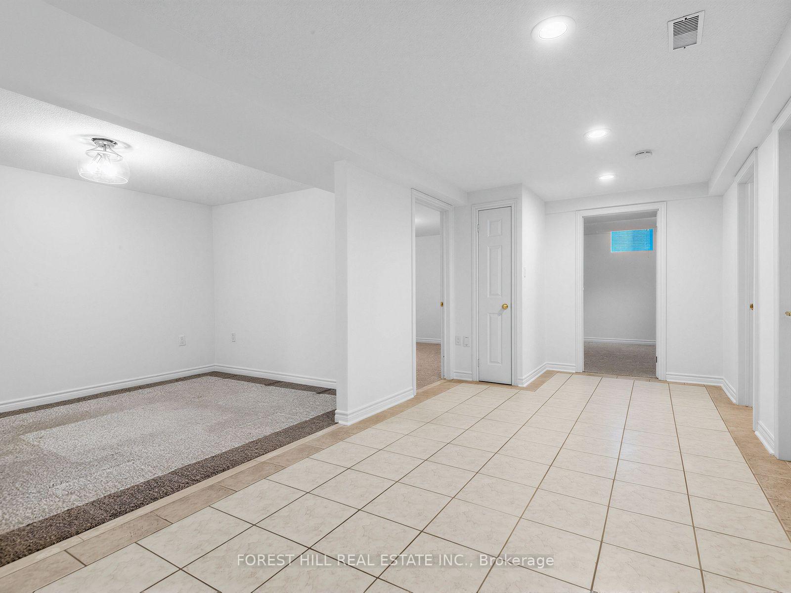 Photo 30 of 43 Pepperberry Road, Vaughan, Patterson — HOMEH