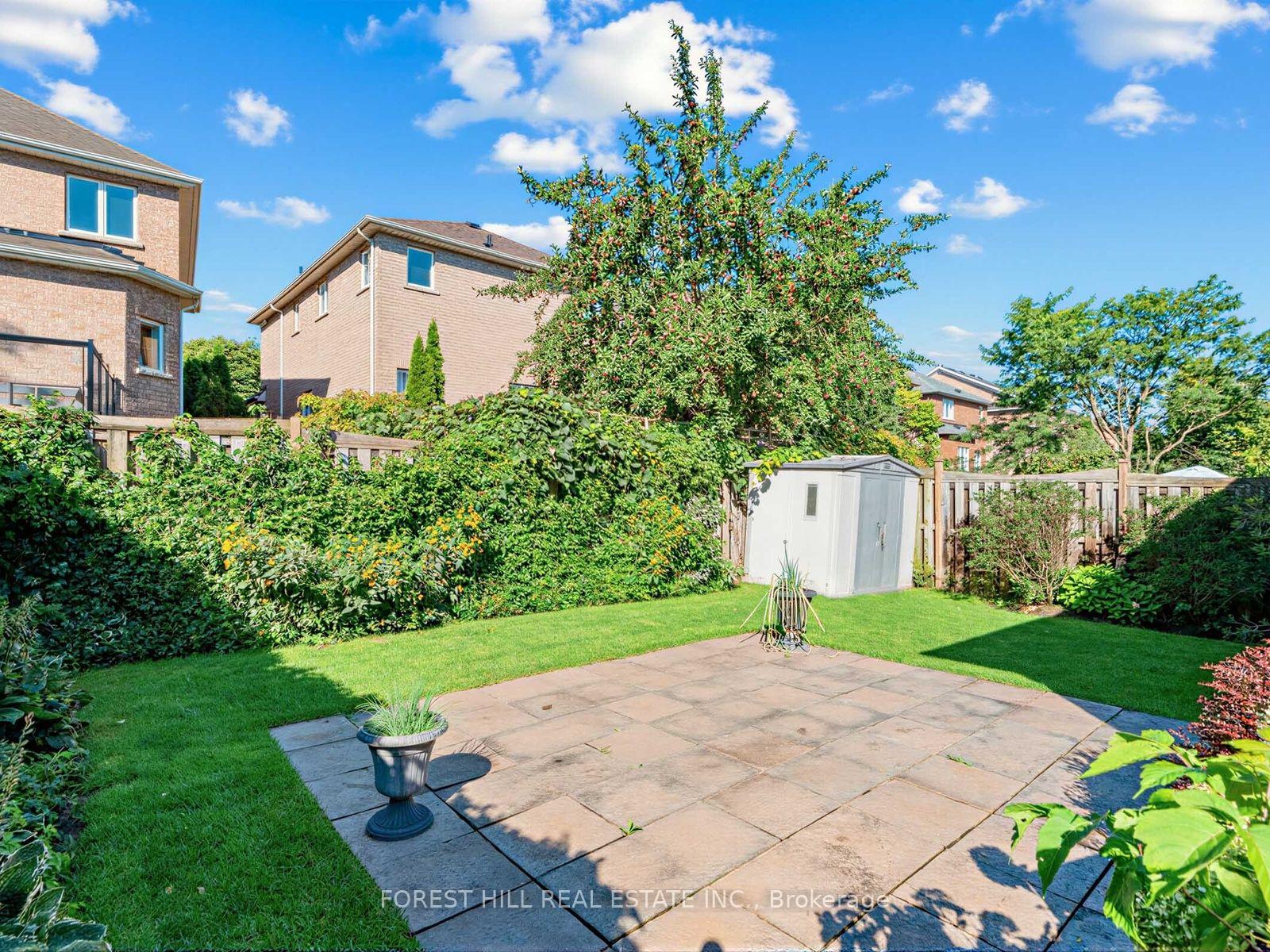 Photo 40 of 43 Pepperberry Road, Vaughan, Patterson — HOMEH