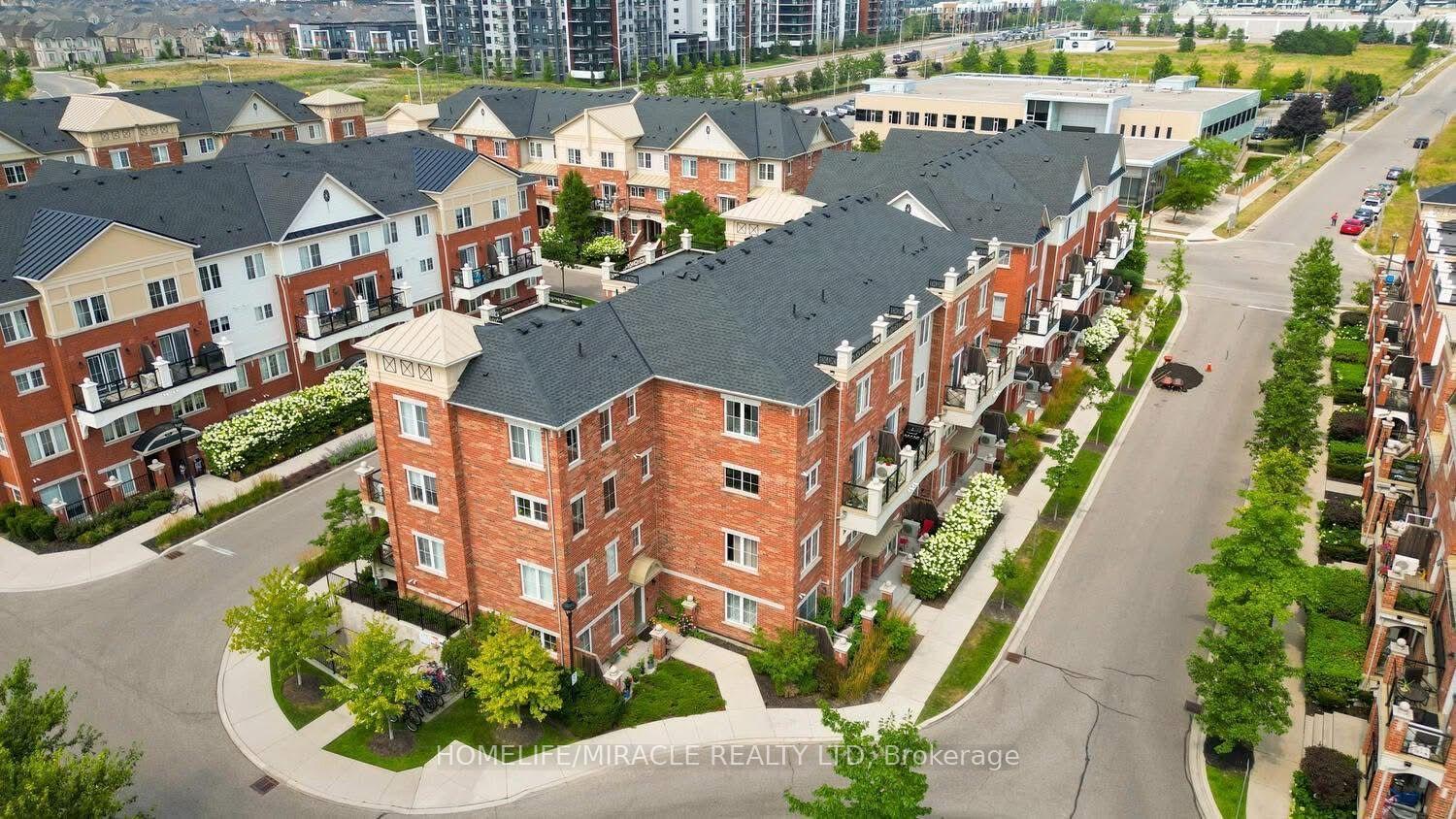 Photo 2 of Unit 3, 2476 Post Road, Oakville, River Oaks — HOMEH