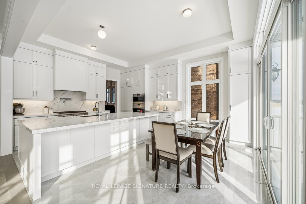 Photo 8 of 16 Gianvito Crescent, King, King City — HOMEH