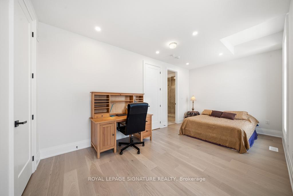 Photo 27 of 16 Gianvito Crescent, King, King City — HOMEH
