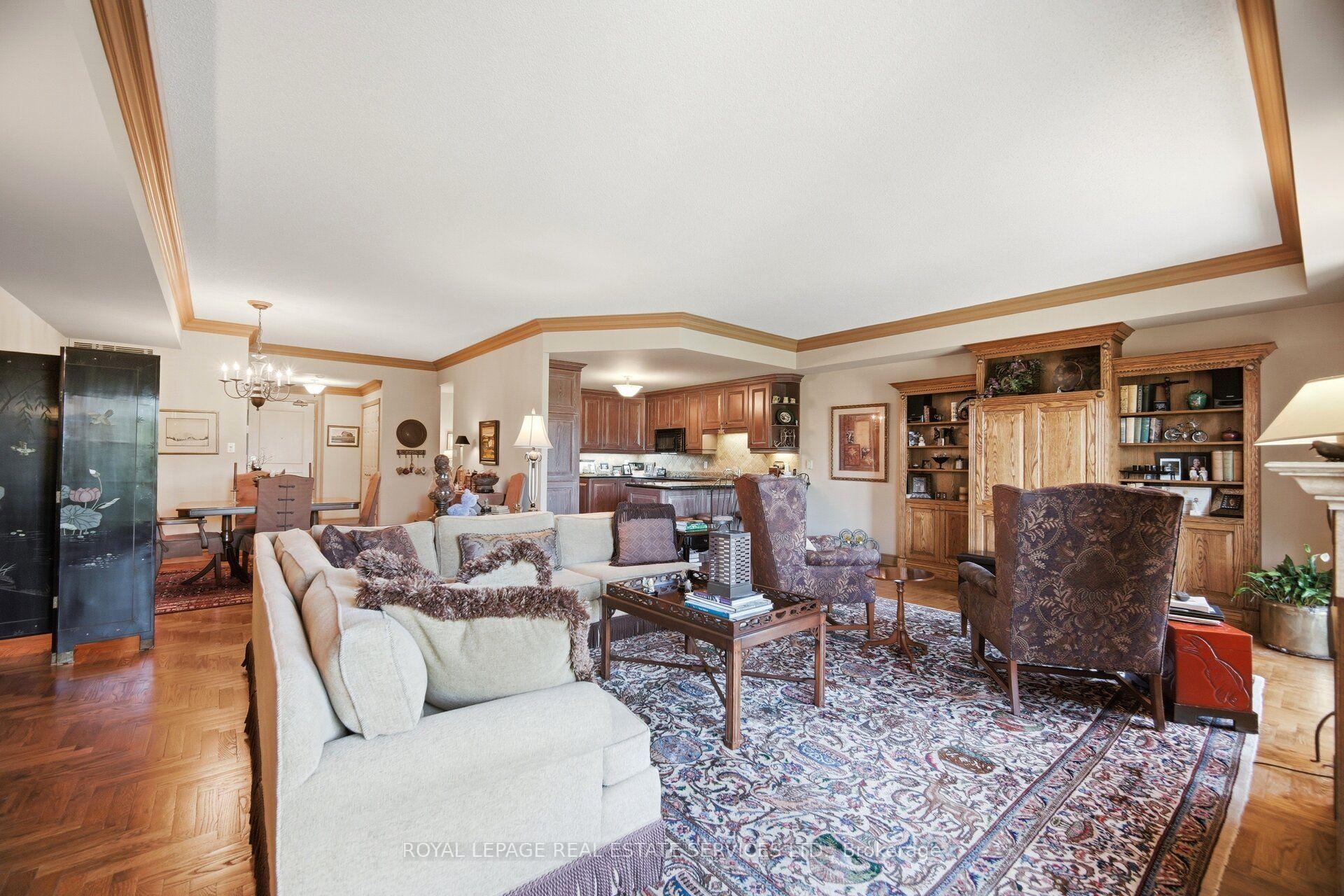 Photo 11 of Unit PH403, 30 Anglesey Boulevard, Etobicoke, Edenbridge-Humber Valley — HOMEH