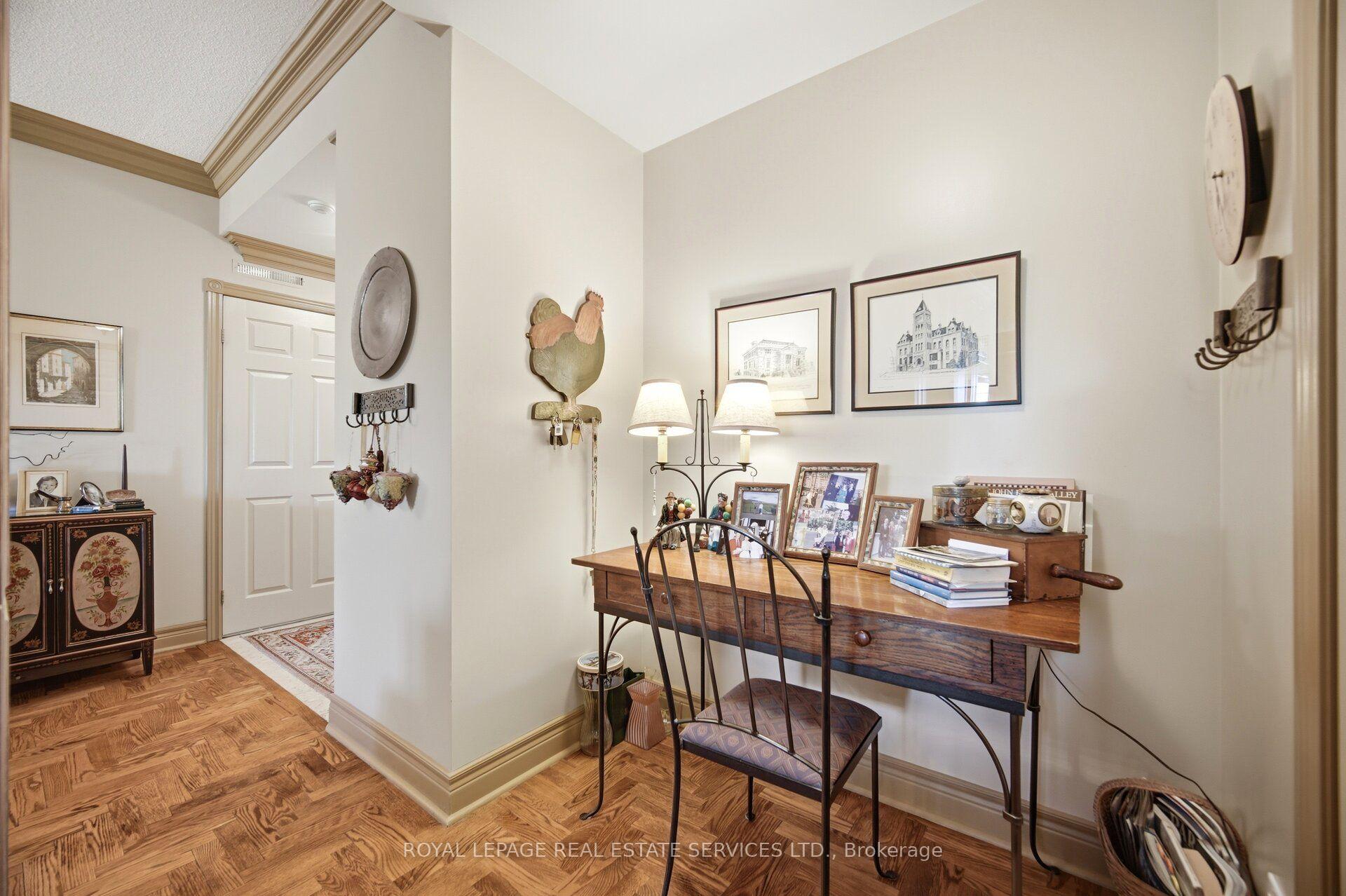 Photo 17 of Unit PH403, 30 Anglesey Boulevard, Etobicoke, Edenbridge-Humber Valley — HOMEH