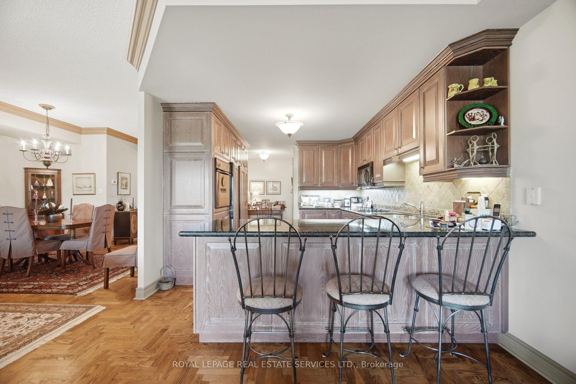 Photo 22 of Unit PH403, 30 Anglesey Boulevard, Etobicoke, Edenbridge-Humber Valley — HOMEH