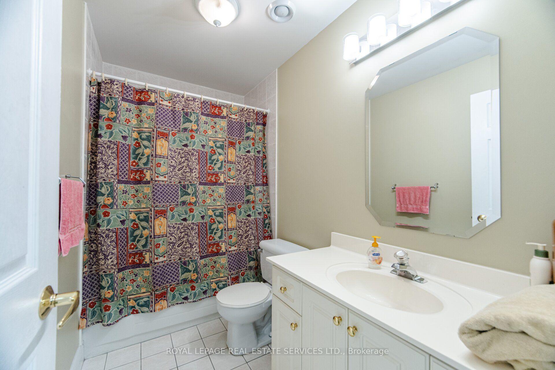 Photo 34 of Unit PH403, 30 Anglesey Boulevard, Etobicoke, Edenbridge-Humber Valley — HOMEH
