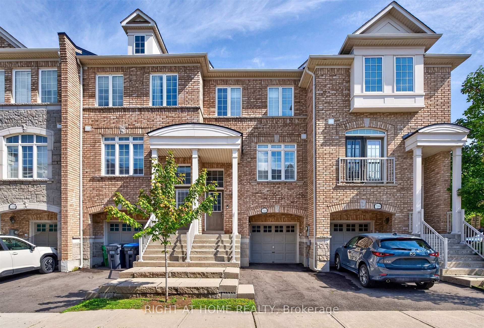 Photo 1 of 7201 Triumph Lane, Mississauga, Lisgar — HOMEH