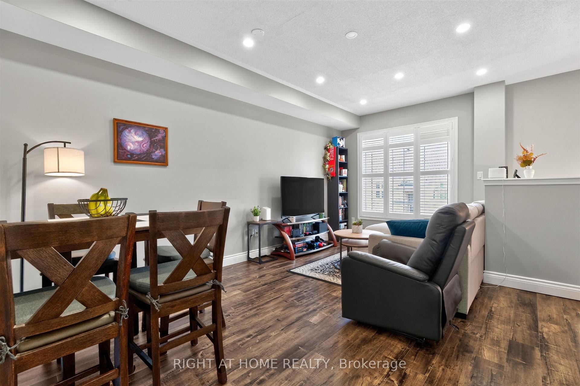 Photo 6 of 7201 Triumph Lane, Mississauga, Lisgar — HOMEH