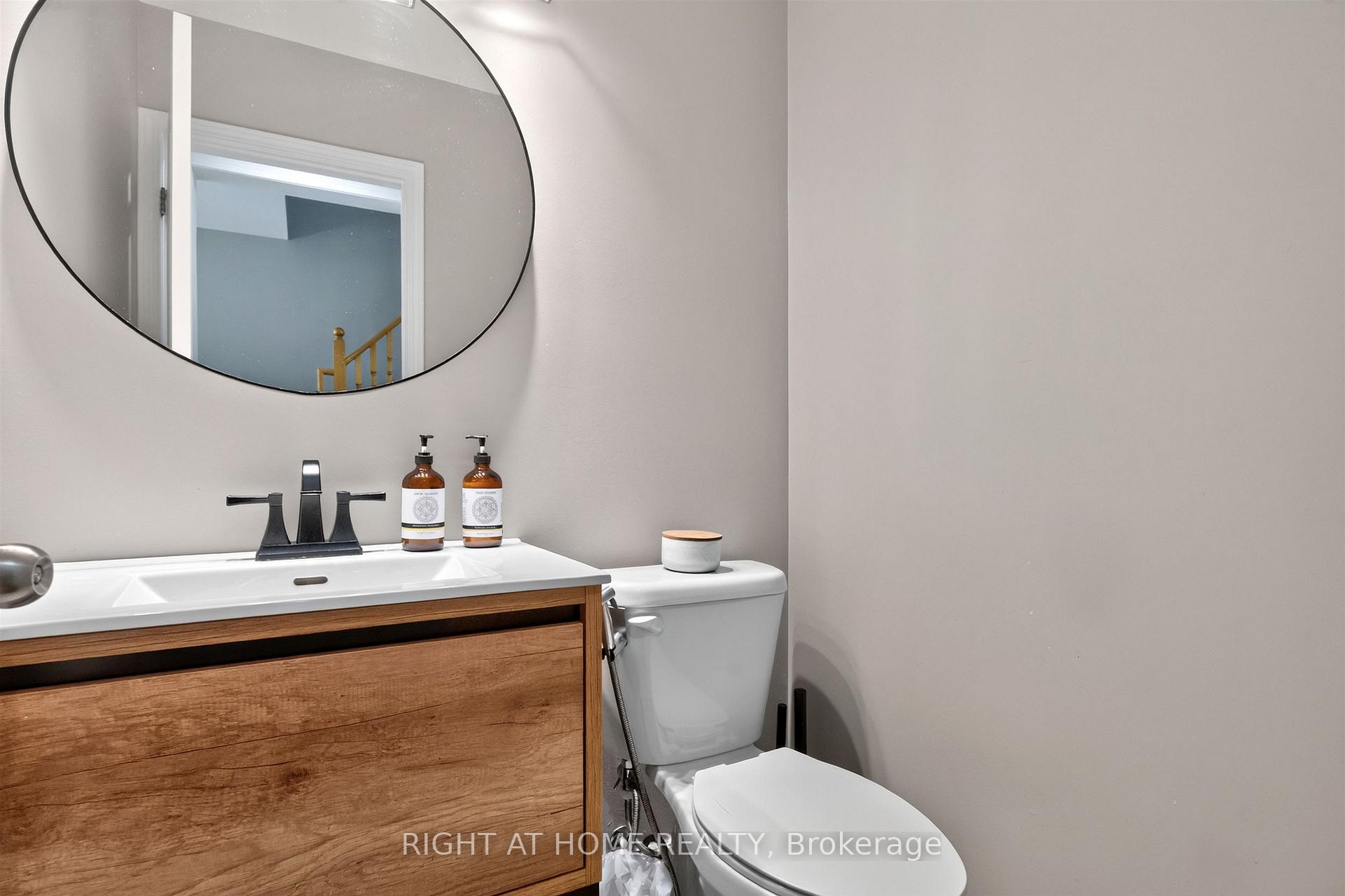 Photo 12 of 7201 Triumph Lane, Mississauga, Lisgar — HOMEH