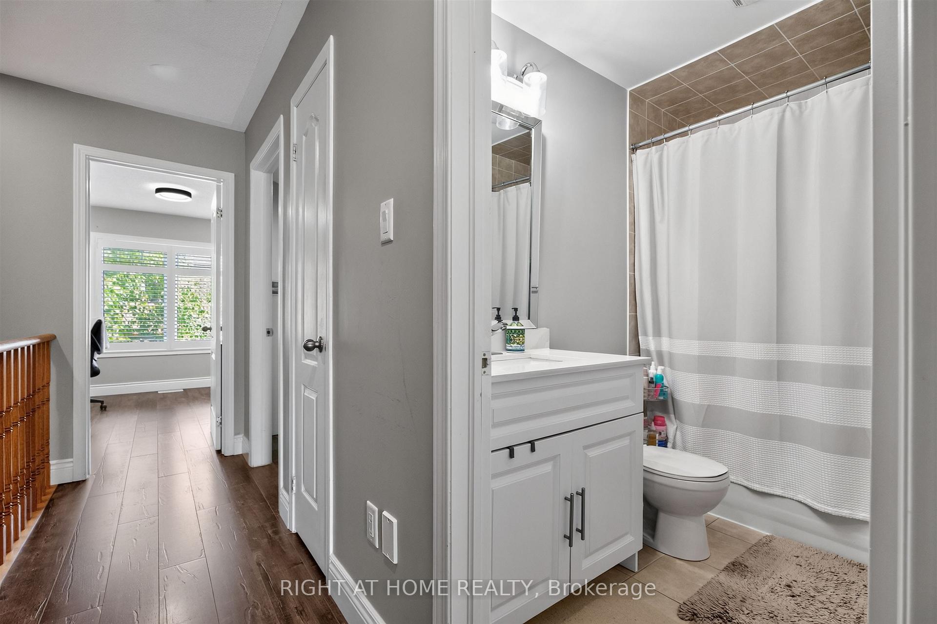 Photo 13 of 7201 Triumph Lane, Mississauga, Lisgar — HOMEH