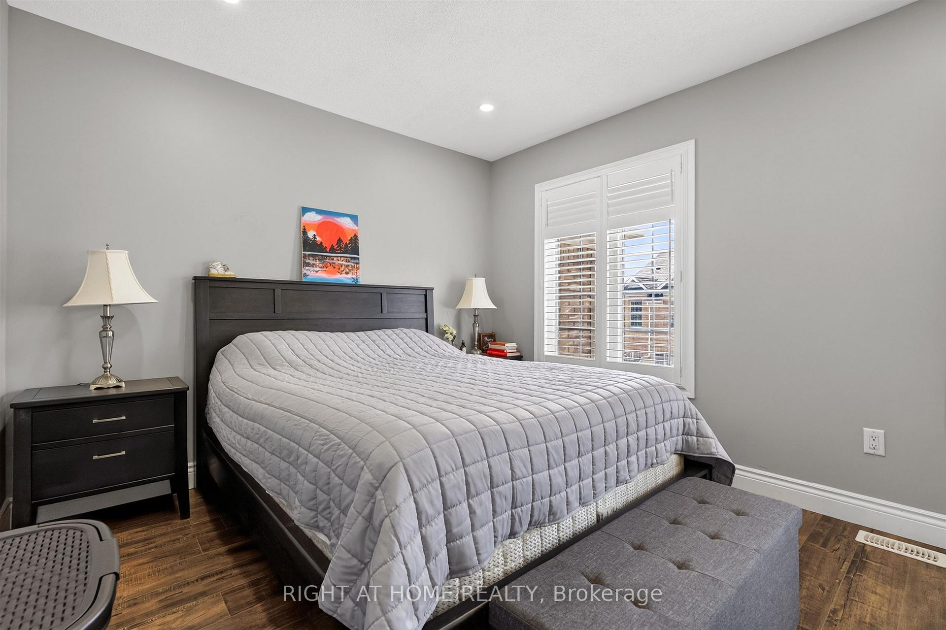Photo 15 of 7201 Triumph Lane, Mississauga, Lisgar — HOMEH
