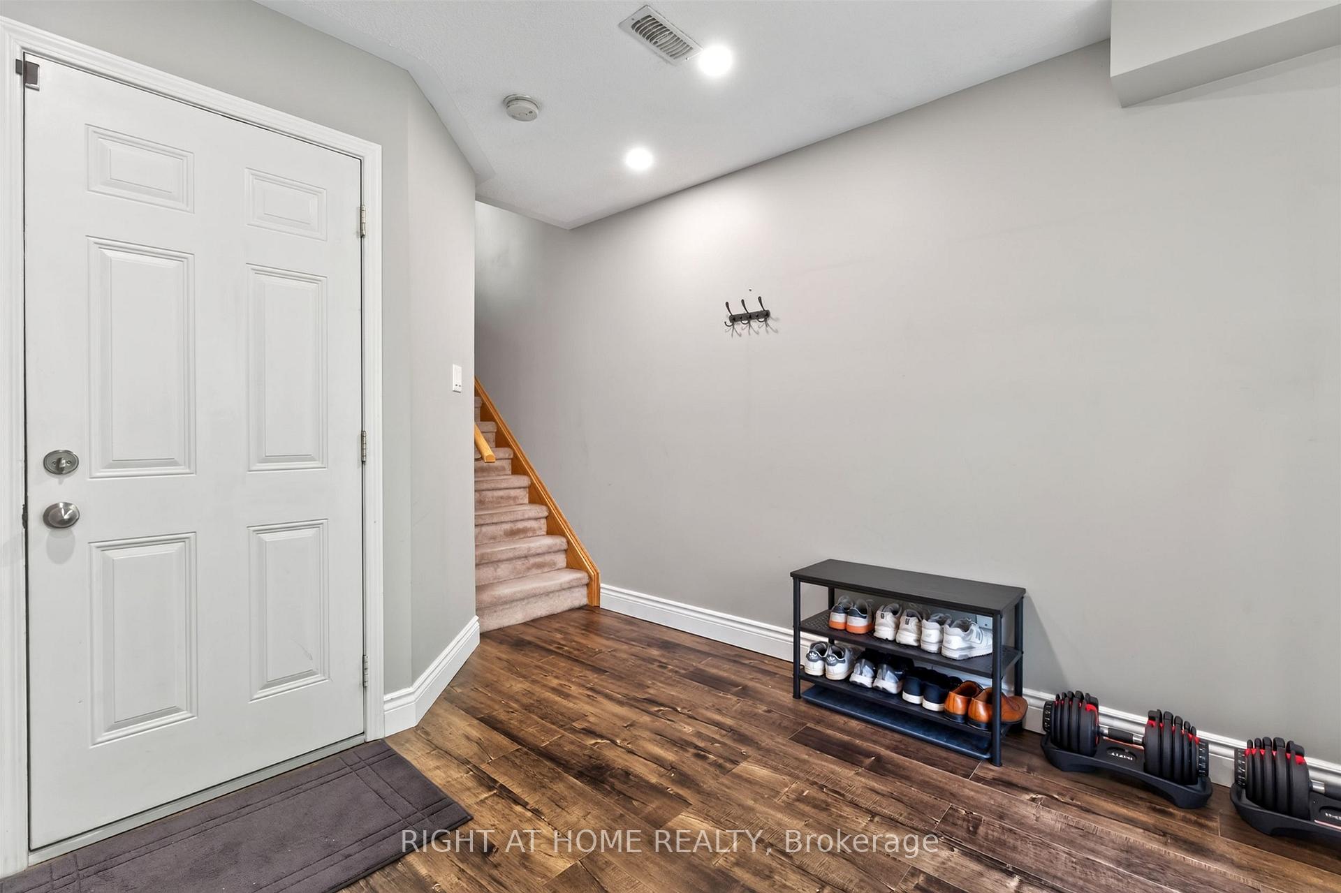 Photo 22 of 7201 Triumph Lane, Mississauga, Lisgar — HOMEH