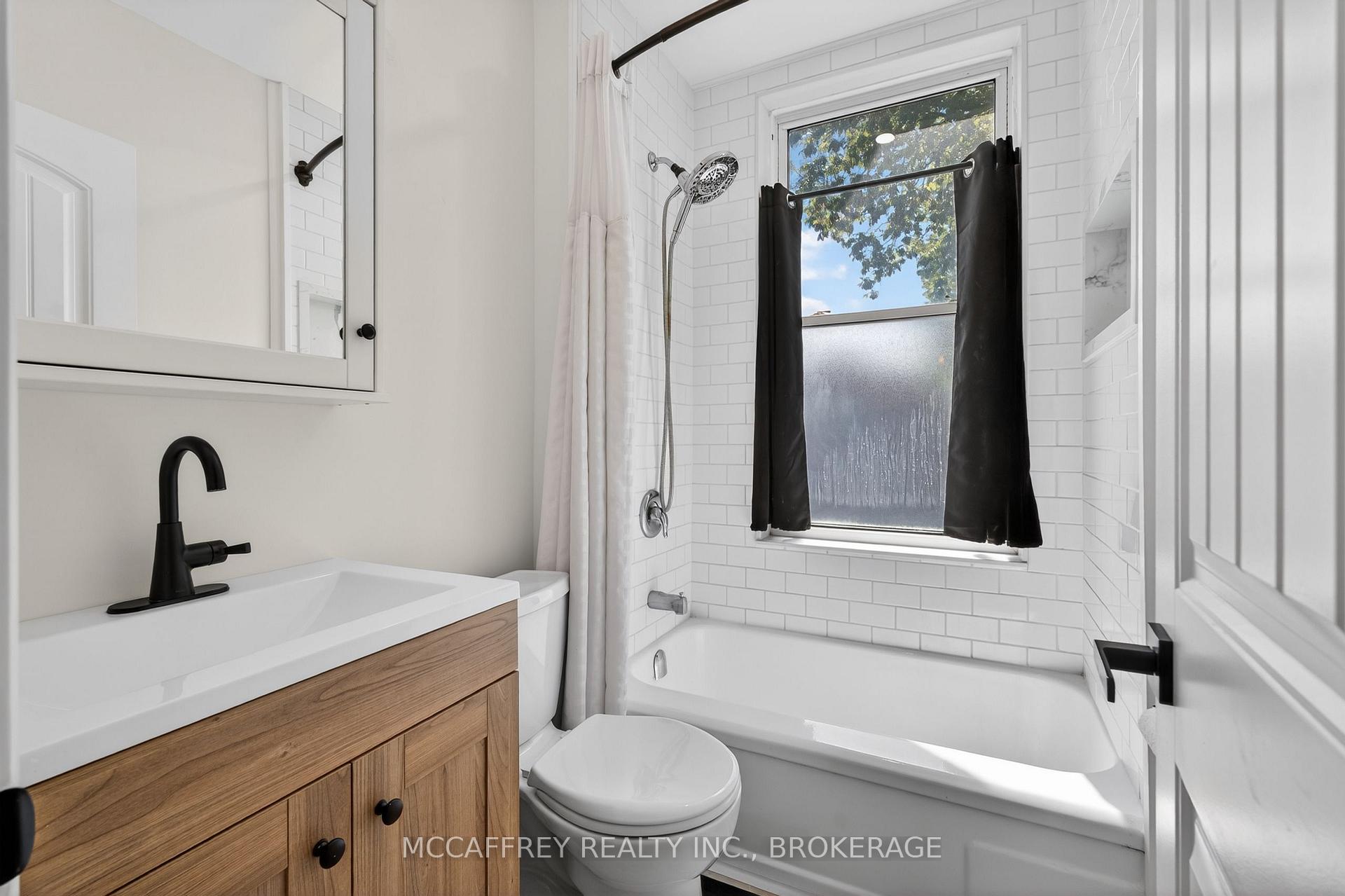 Photo 27 of 55 Bridge Street W, Greater Napanee, Greater Napanee — HOMEH
