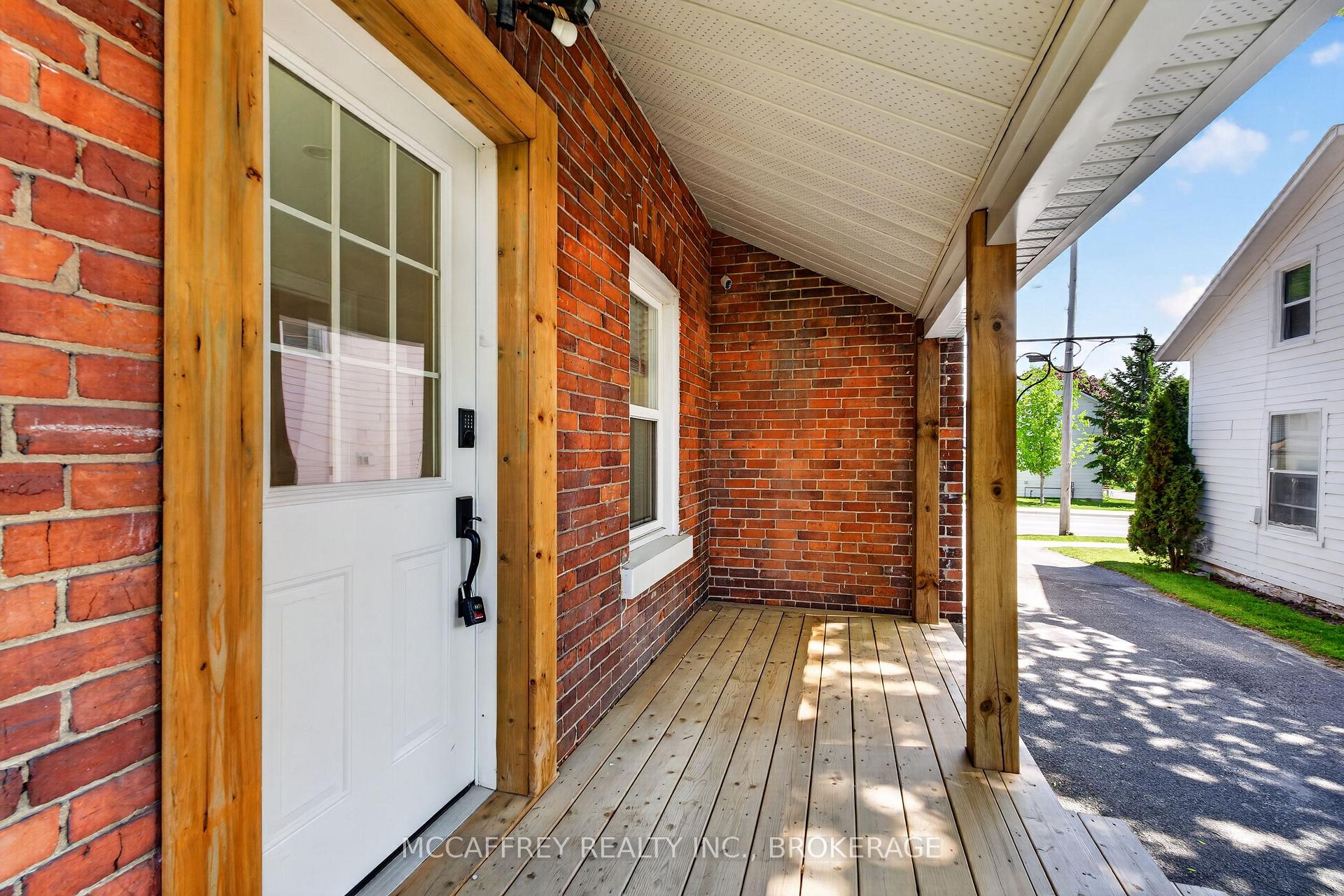 Photo 35 of 55 Bridge Street W, Greater Napanee, Greater Napanee — HOMEH