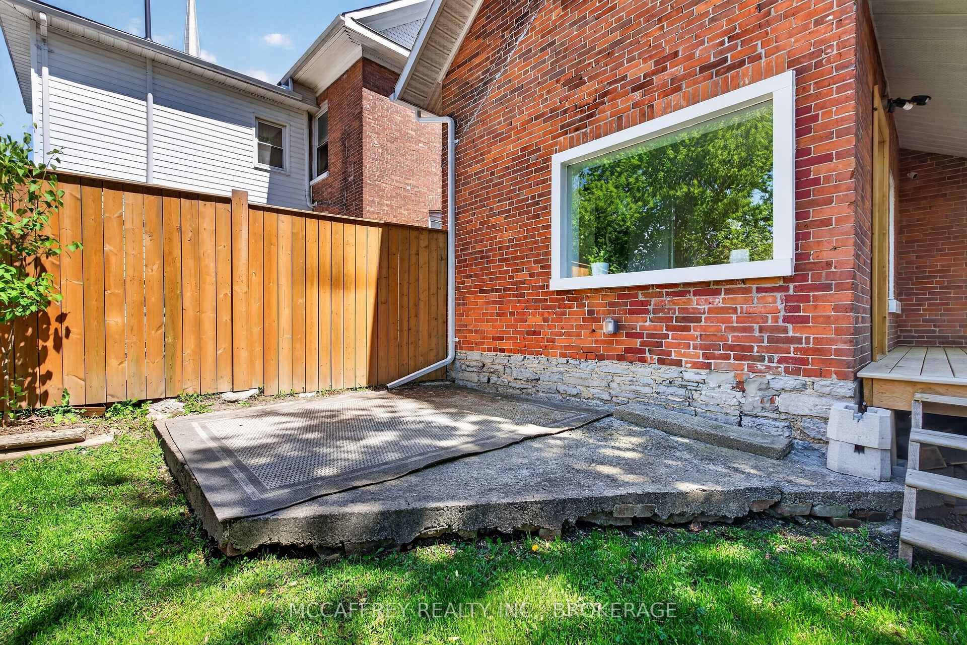Photo 38 of 55 Bridge Street W, Greater Napanee, Greater Napanee — HOMEH