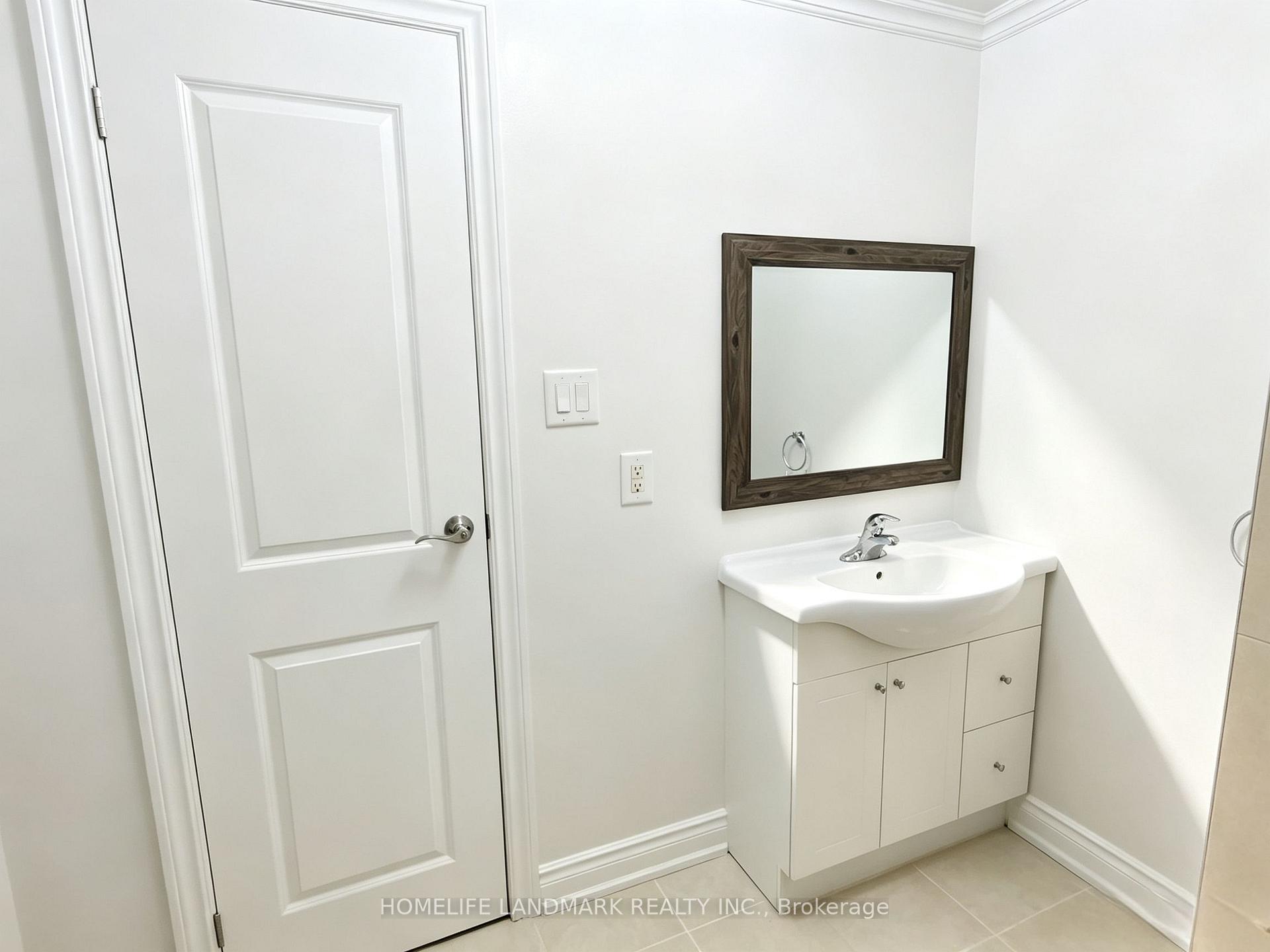 Photo 24 of 215 Bob O' Link Avenue, Vaughan, Glen Shields — HOMEH