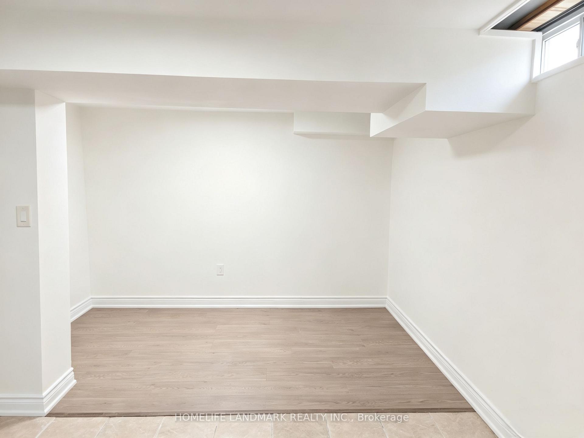 Photo 28 of 215 Bob O' Link Avenue, Vaughan, Glen Shields — HOMEH