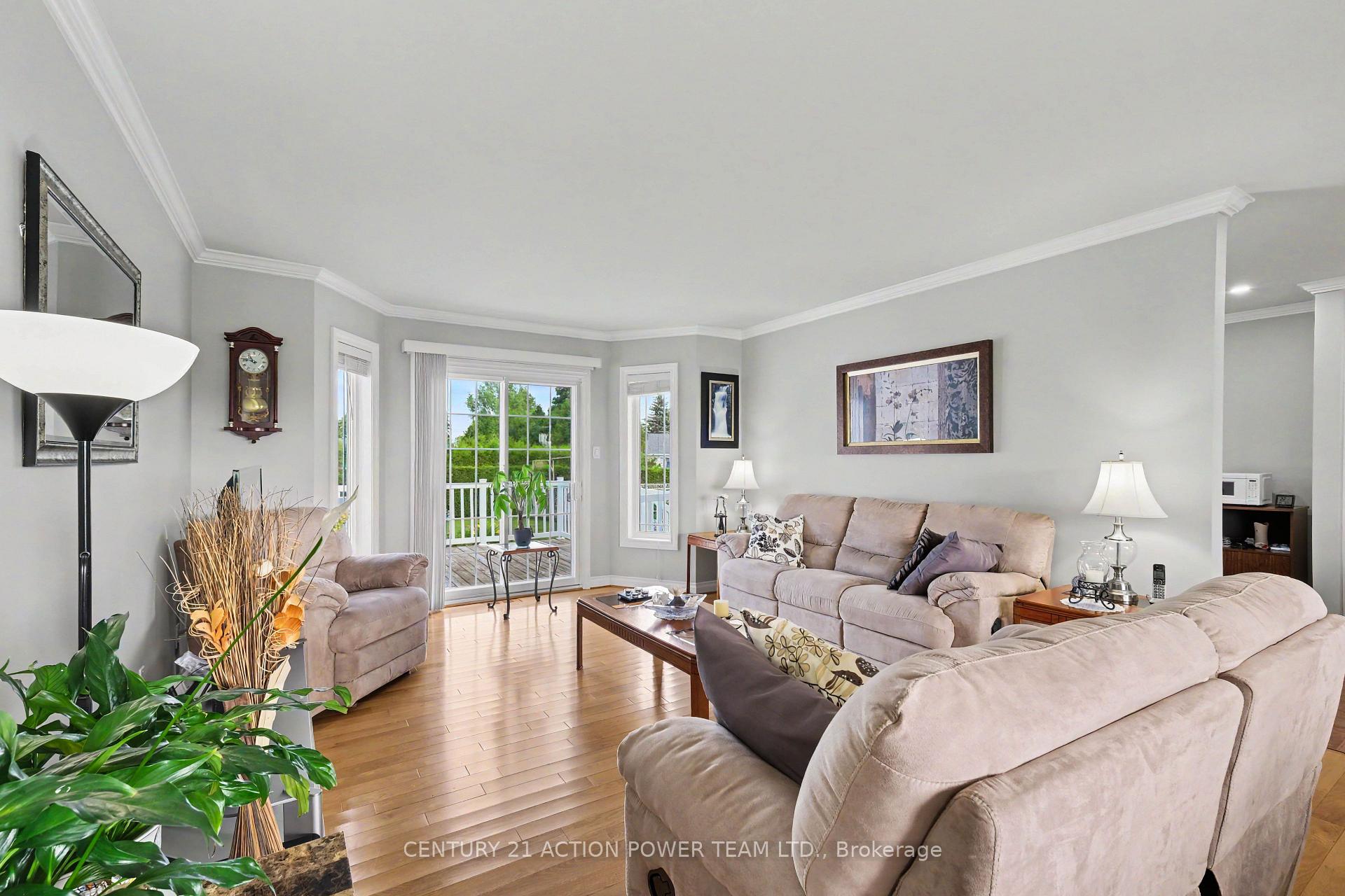 Photo 3 of 19 Crysler Station Road, North Stormont, North Stormont (Finch) Twp — HOMEH