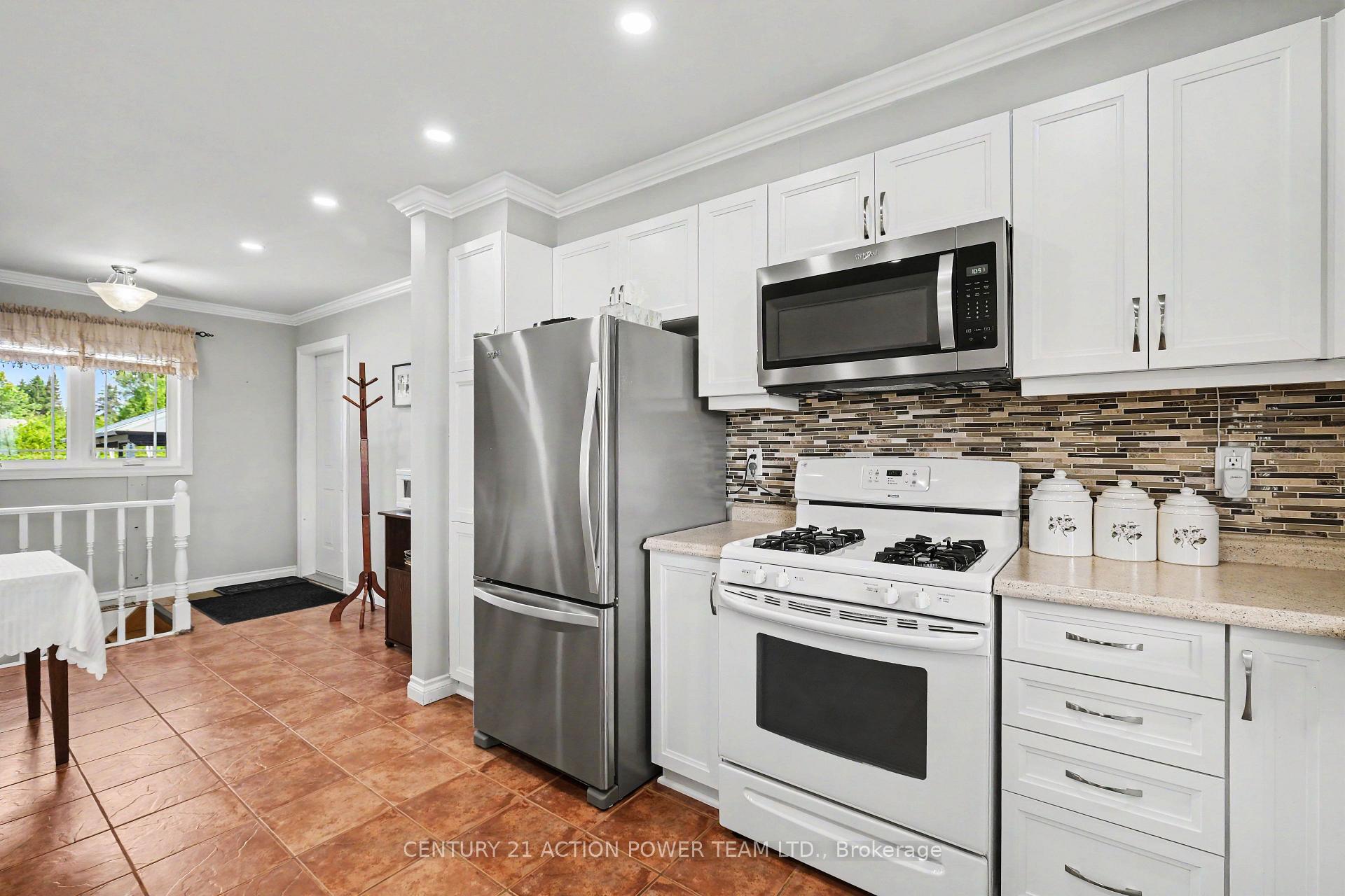 Photo 9 of 19 Crysler Station Road, North Stormont, North Stormont (Finch) Twp — HOMEH