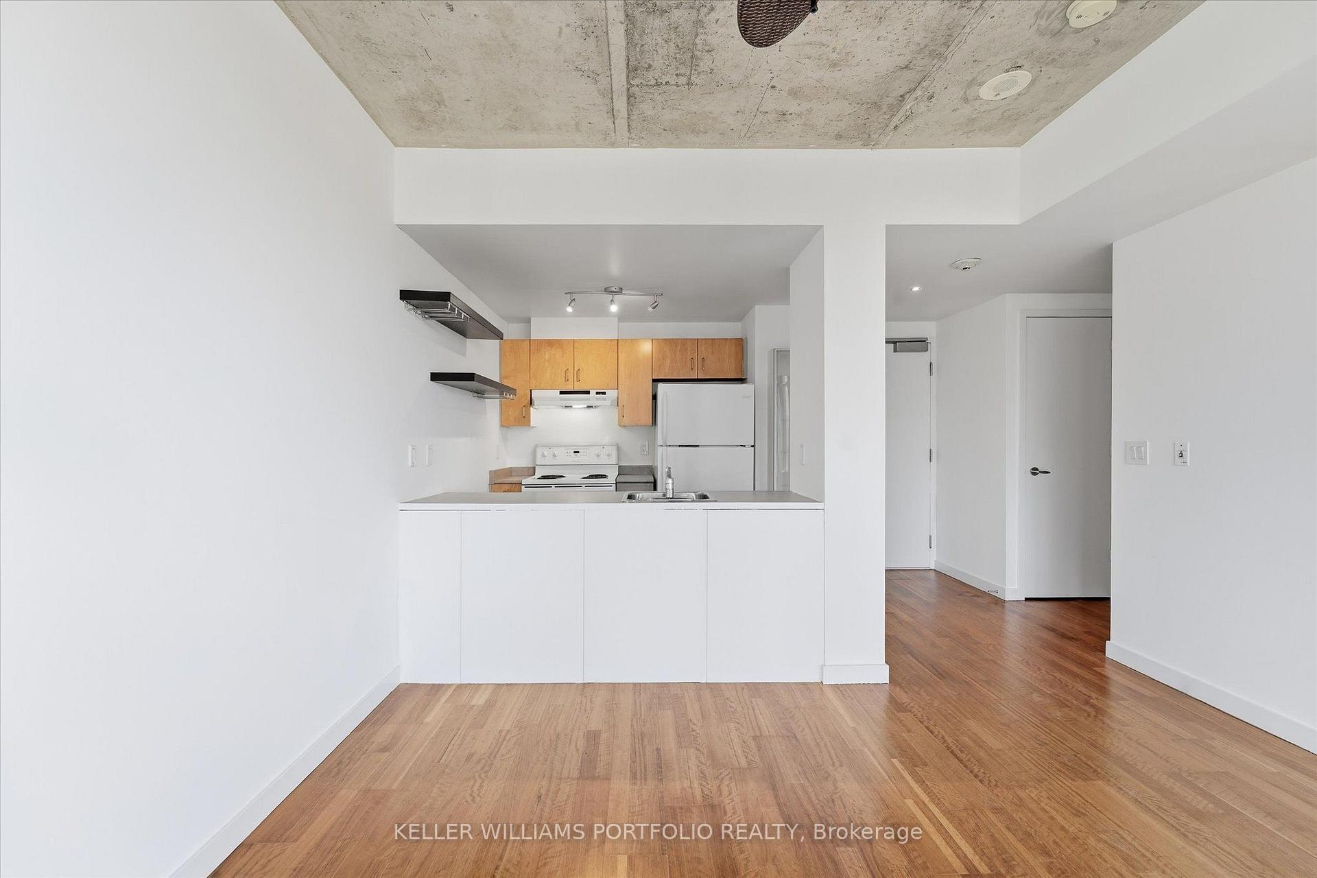 Photo 14 of Unit 1602, 281 Mutual Street, Toronto, Church-Yonge Corridor — HOMEH