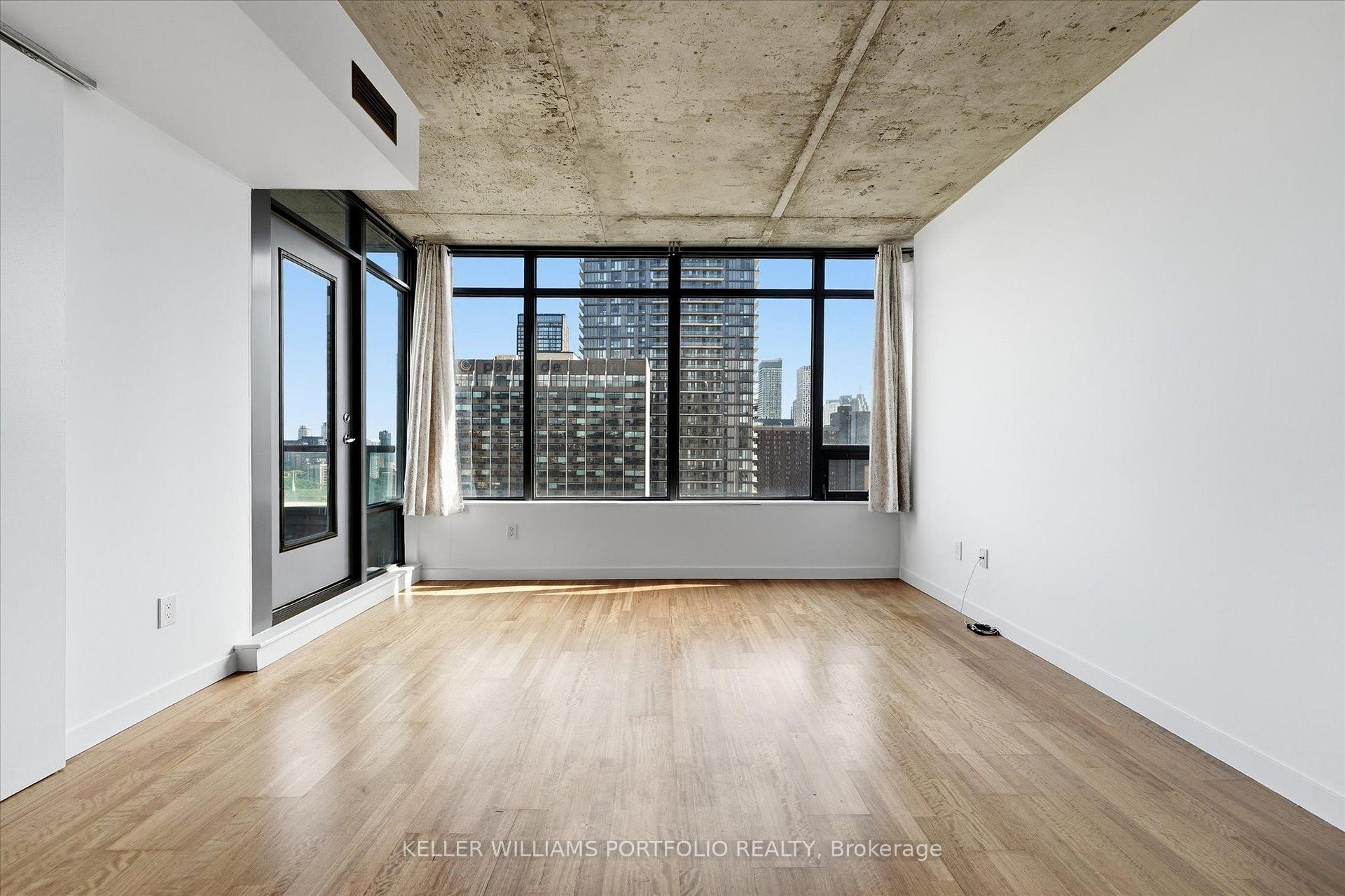 Photo 16 of Unit 1602, 281 Mutual Street, Toronto, Church-Yonge Corridor — HOMEH