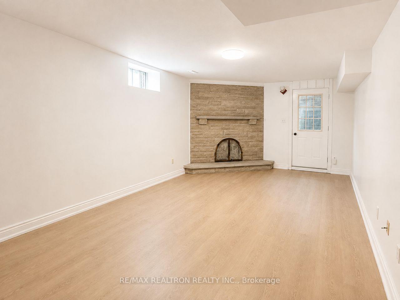 Photo 4 of Unit Basemewnt, 322 Morrish Road, Scarborough, Highland Creek — HOMEH