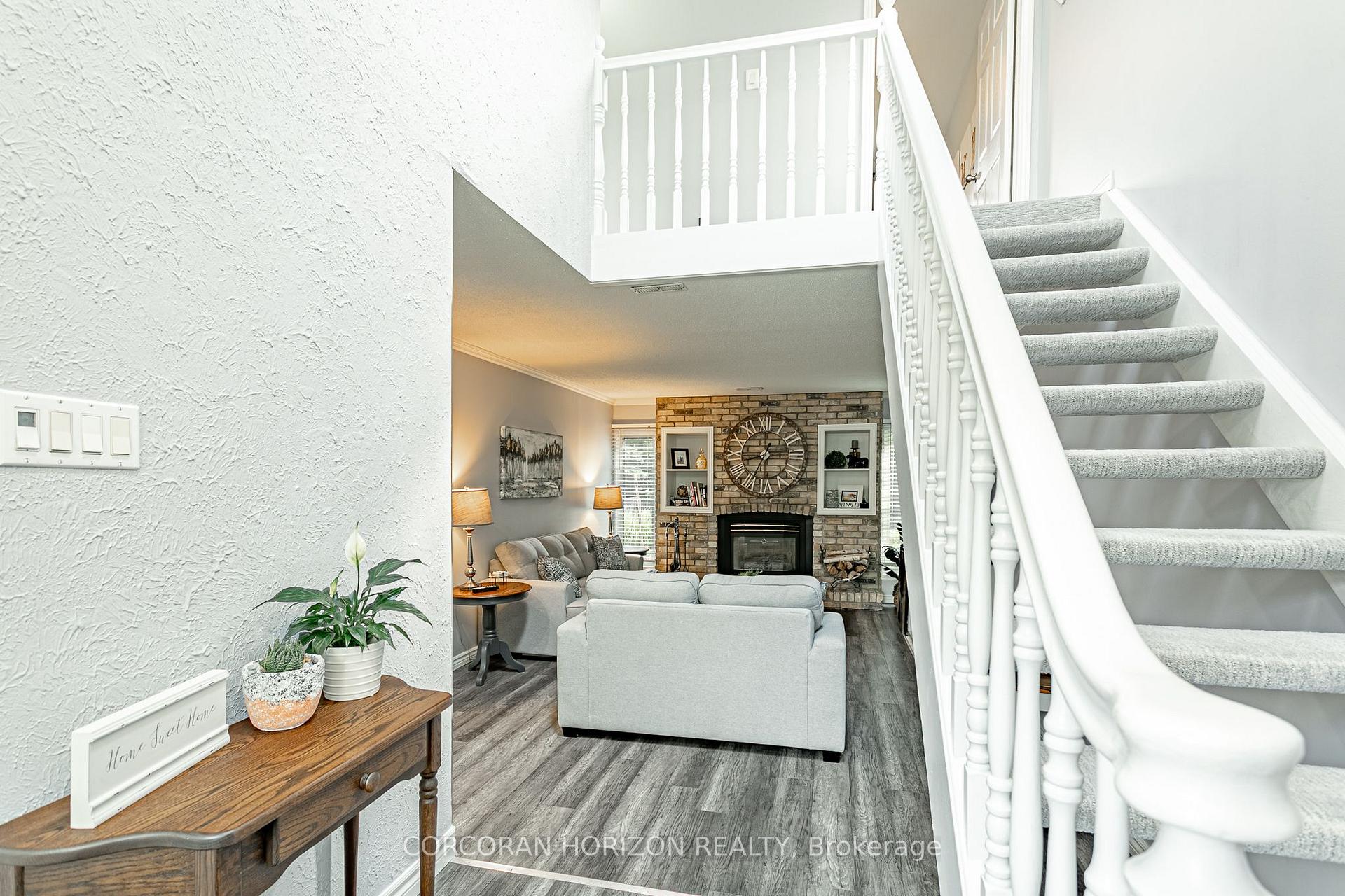 Photo 8 of 281 Blackacres Boulevard, London, North E — HOMEH