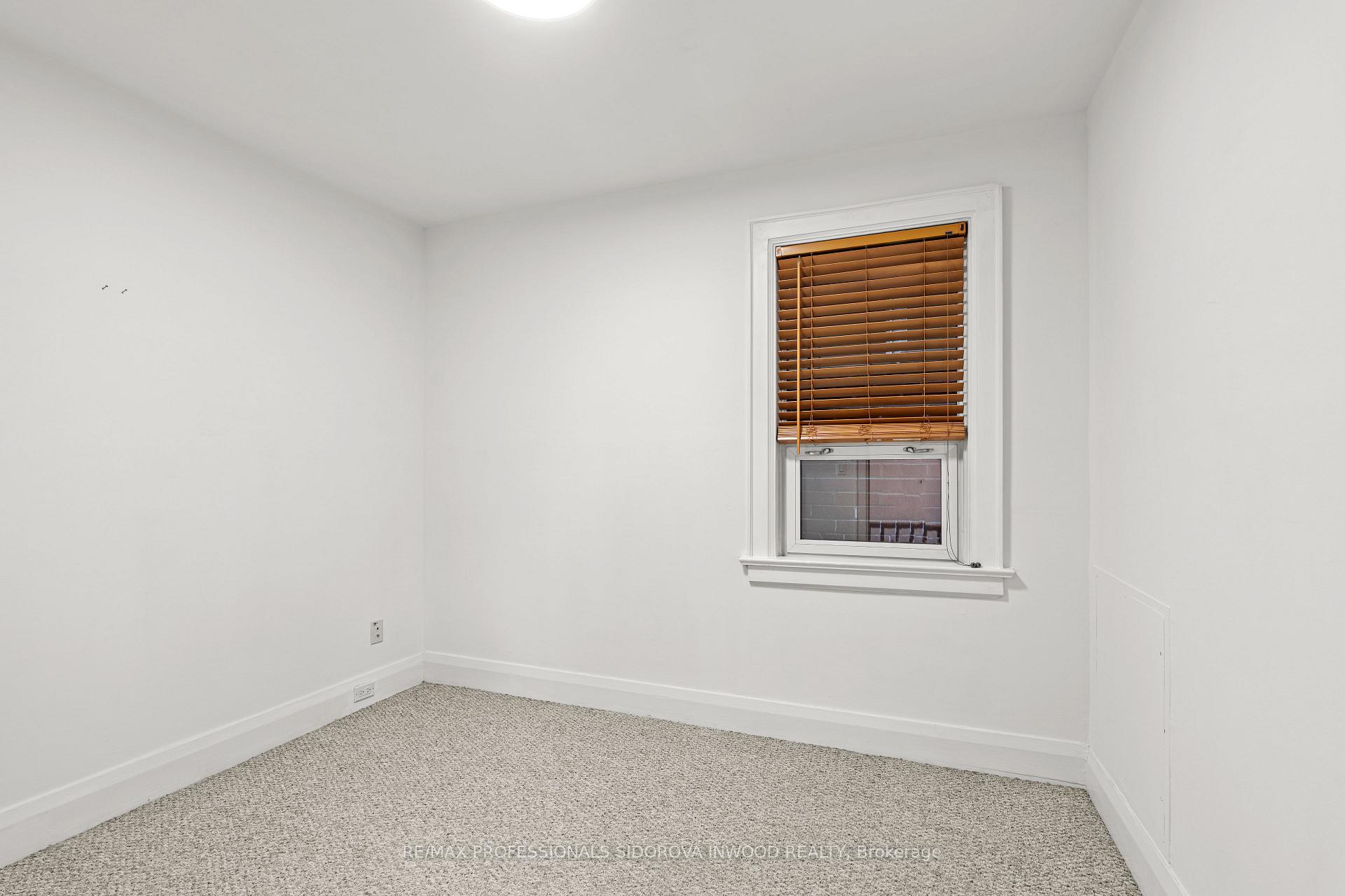 Photo 21 of 11 Winfield Avenue, Toronto, Runnymede-Bloor West Village — HOMEH