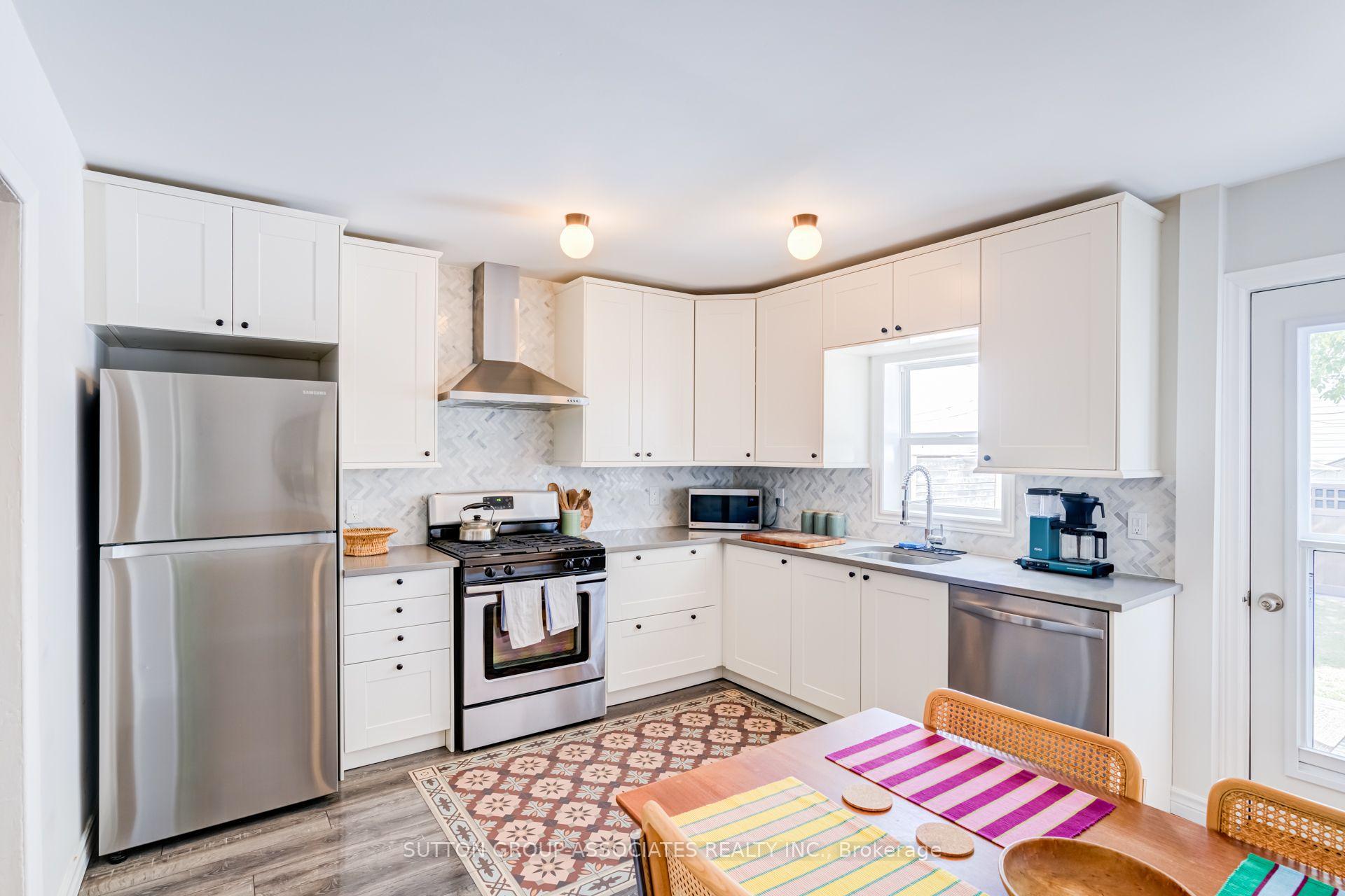 Photo 16 of 165 Sheridan Avenue, Toronto, Little Portugal — HOMEH