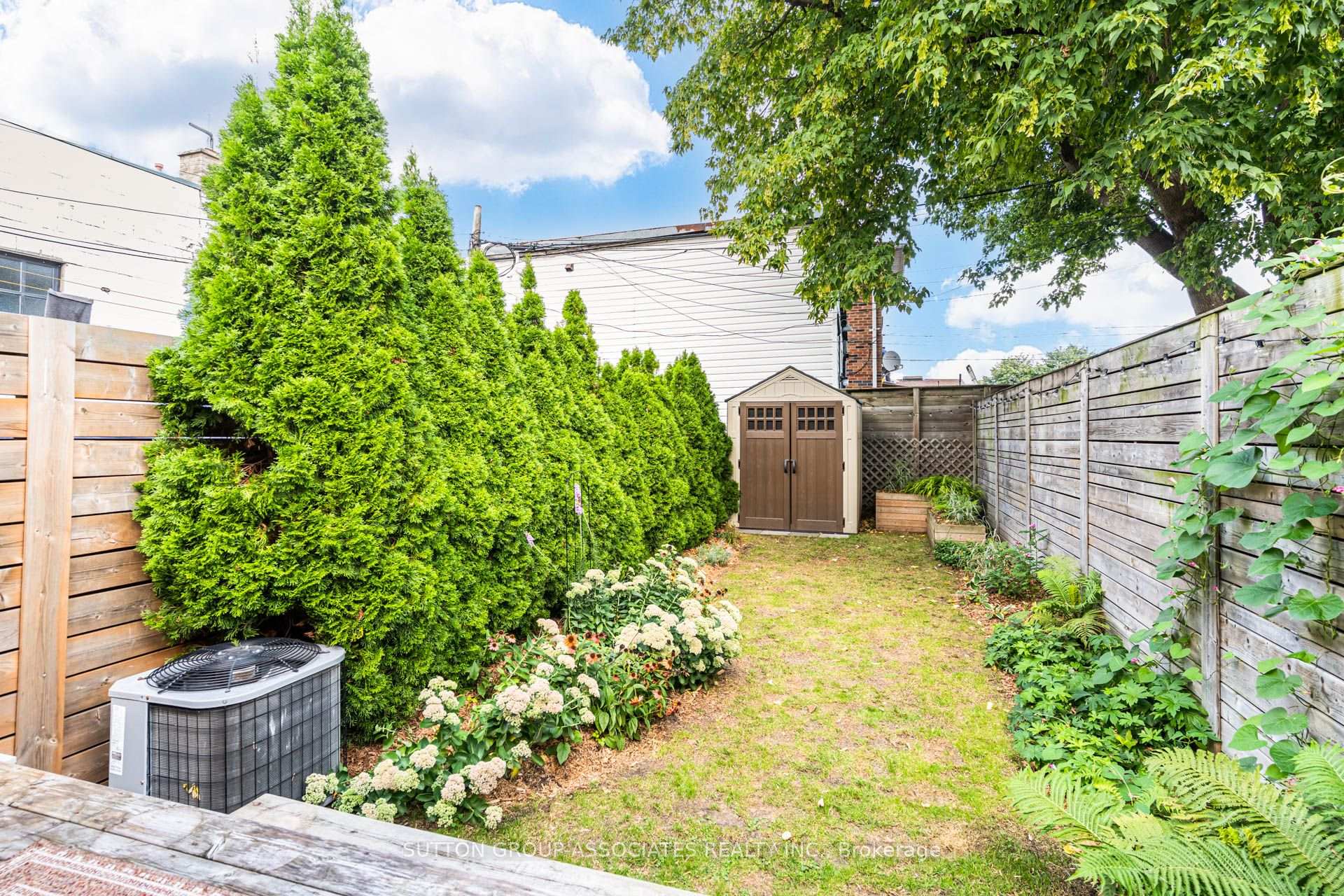 Photo 37 of 165 Sheridan Avenue, Toronto, Little Portugal — HOMEH