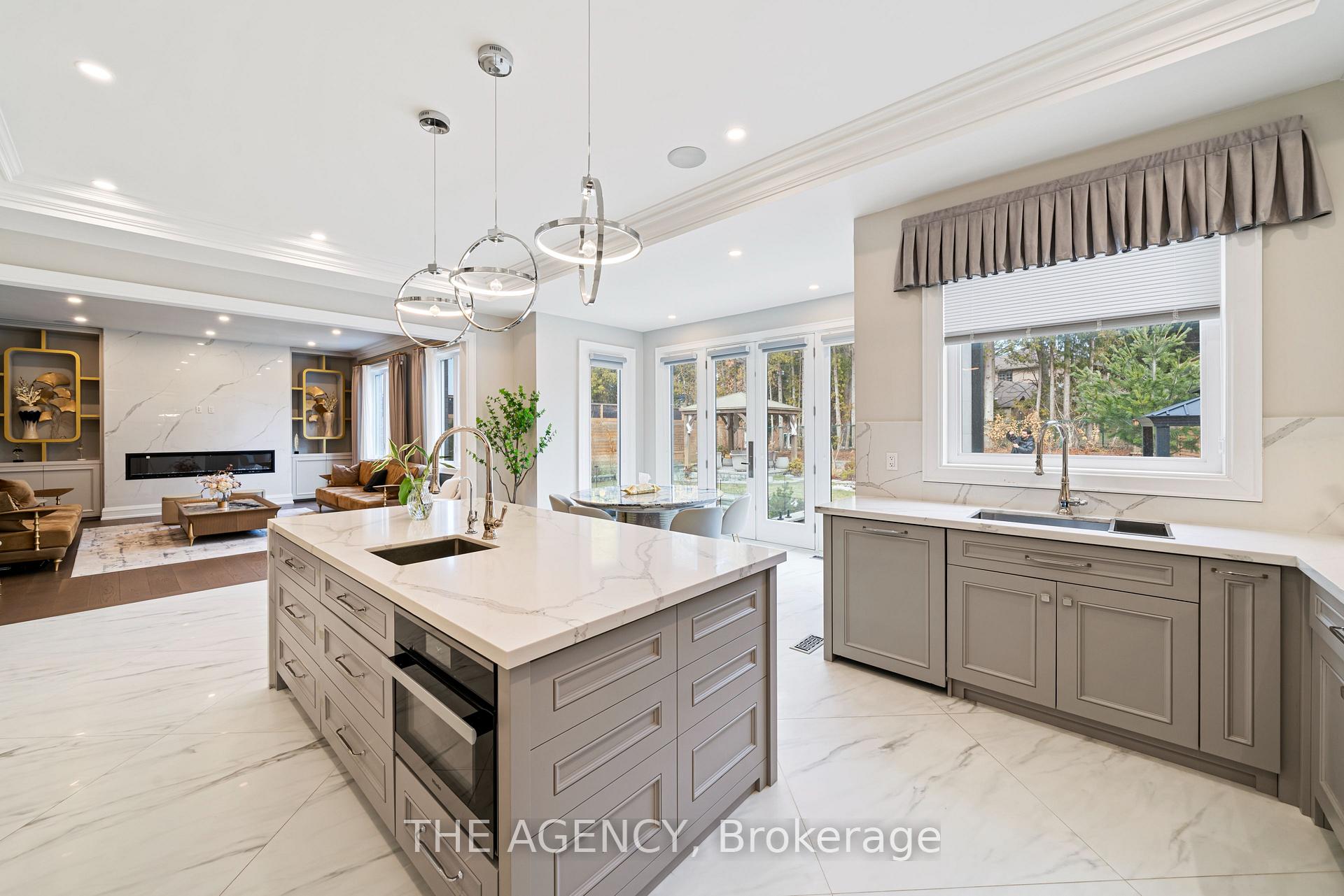 Photo 27 of 18 Suncrest Drive, North York, Bridle Path-Sunnybrook-York Mills — HOMEH