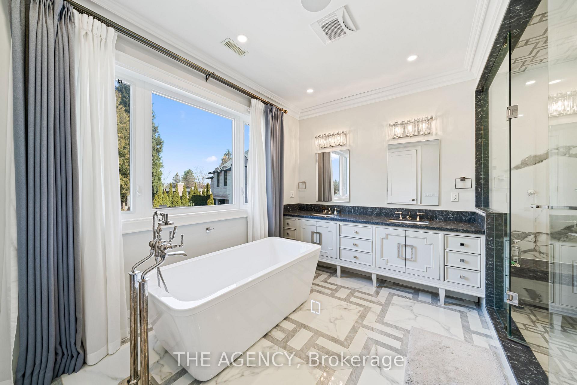 Photo 49 of 18 Suncrest Drive, North York, Bridle Path-Sunnybrook-York Mills — HOMEH