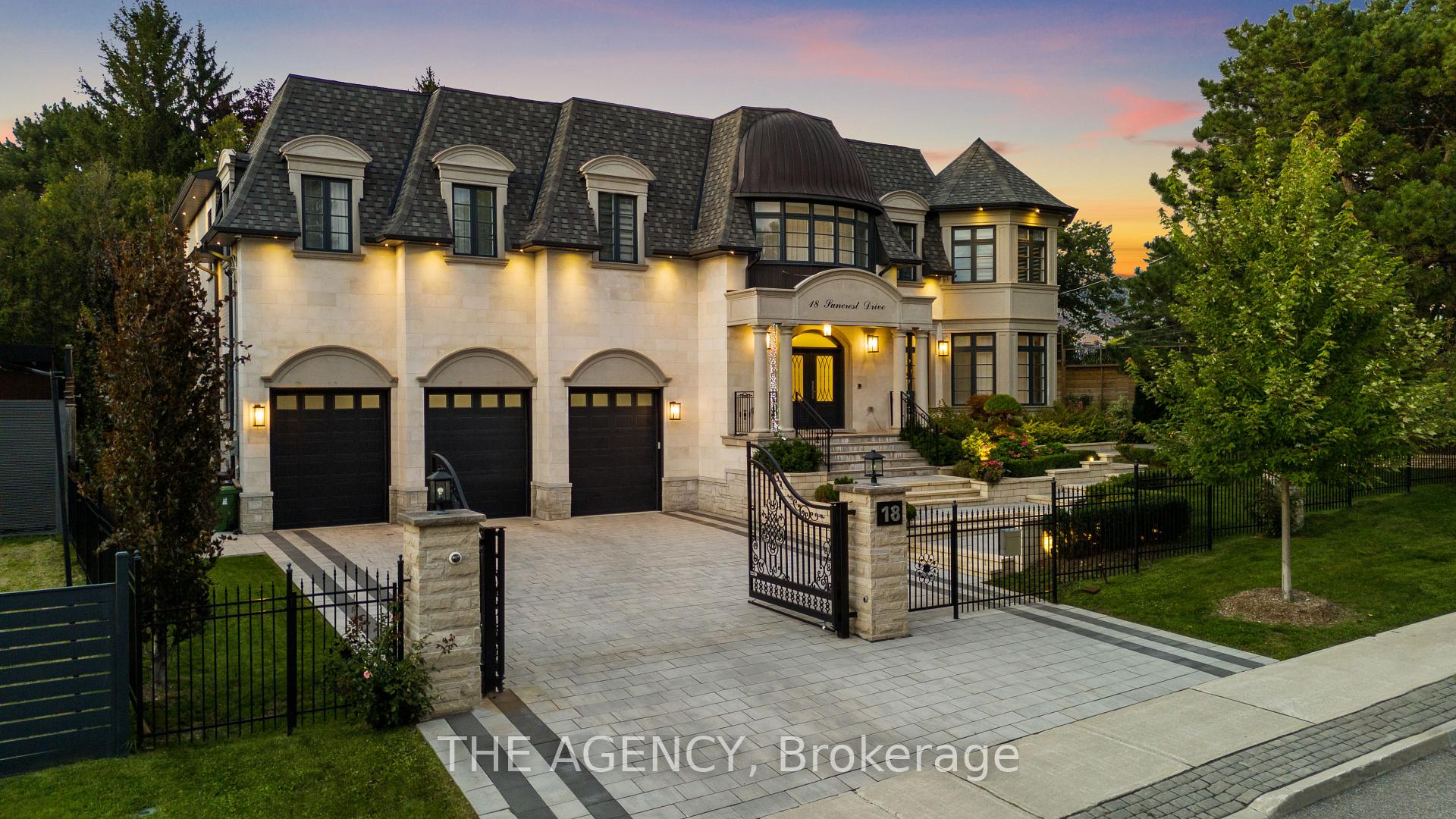 Photo 1 of 18 Suncrest Drive, North York, Bridle Path-Sunnybrook-York Mills — HOMEH