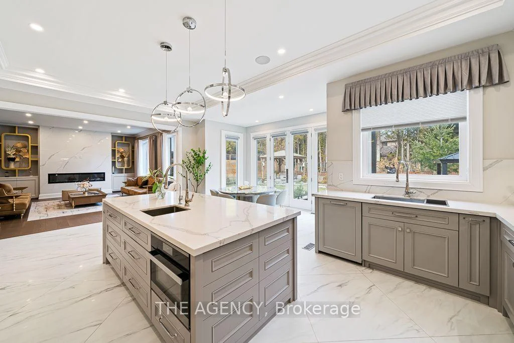 Photo 34 of 18 Suncrest Drive, North York, Bridle Path-Sunnybrook-York Mills — HOMEH