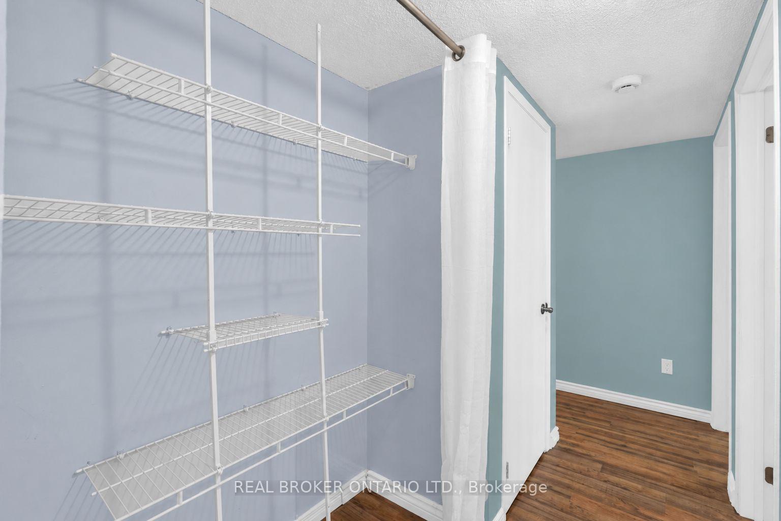 Photo 11 of Unit 206, 25 Meadow Lane, Barrie, Ardagh — HOMEH