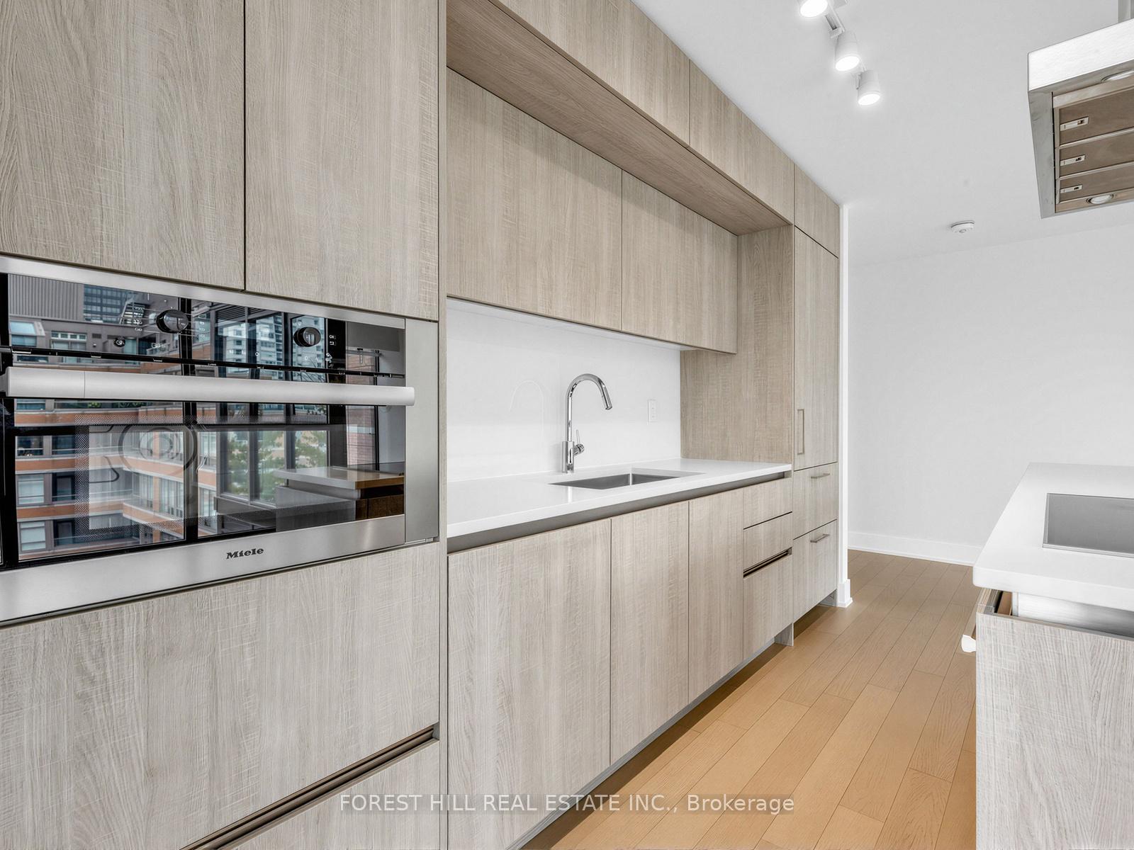 Photo 15 of Unit 513, 6 Jackes Avenue, Toronto, Rosedale-Moore Park — HOMEH
