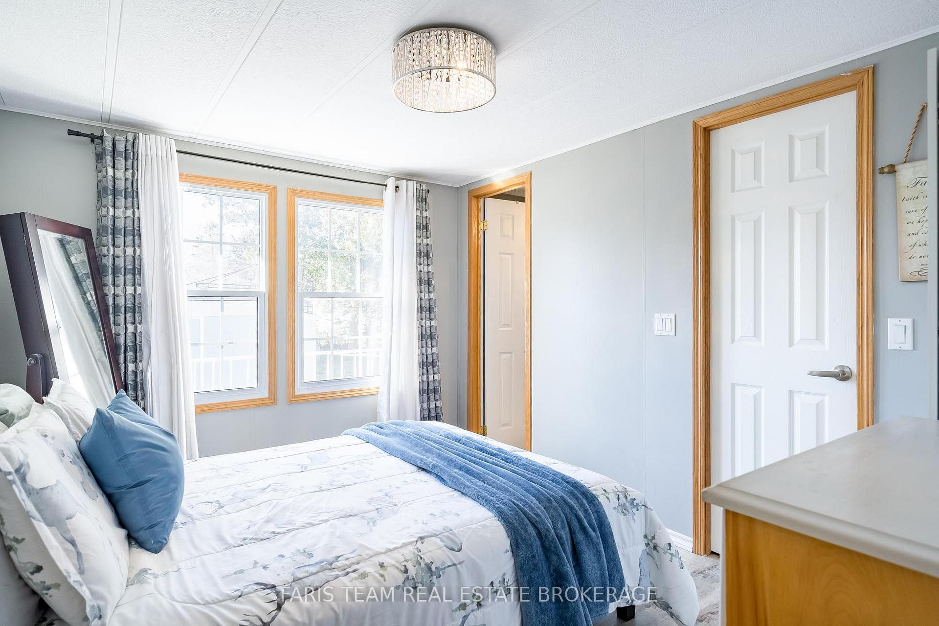 Photo 17 of 3 St James Place, Wasaga Beach — HOMEH