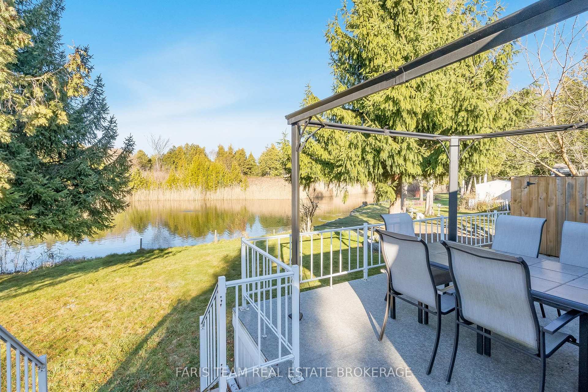 Photo 22 of 3 St James Place, Wasaga Beach — HOMEH