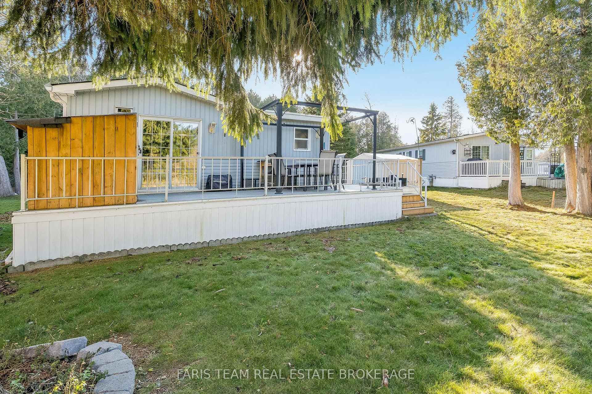 Photo 27 of 3 St James Place, Wasaga Beach — HOMEH