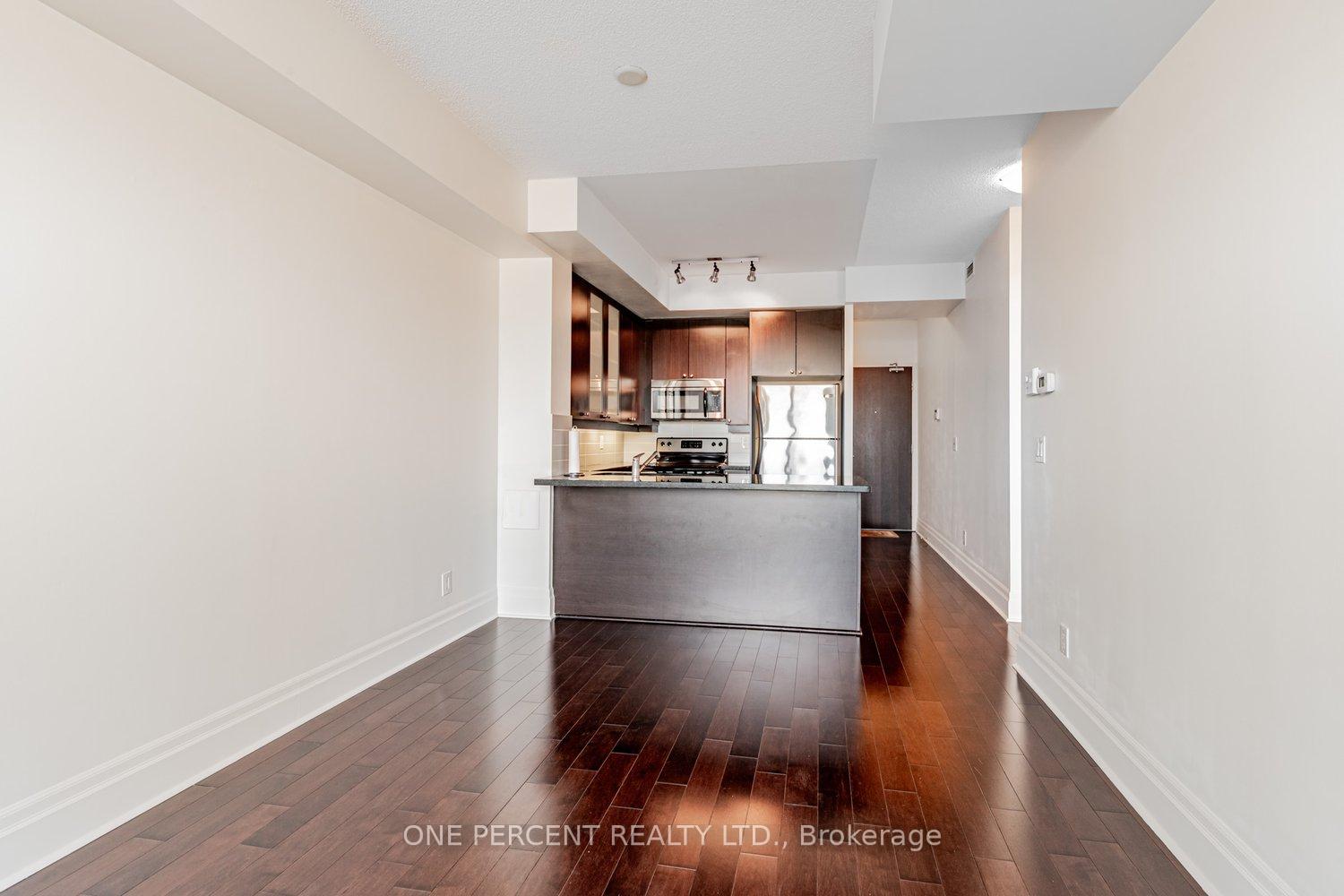Photo 19 of Unit 401, 21 Upper Duke Crescent, Markham, Unionville — HOMEH