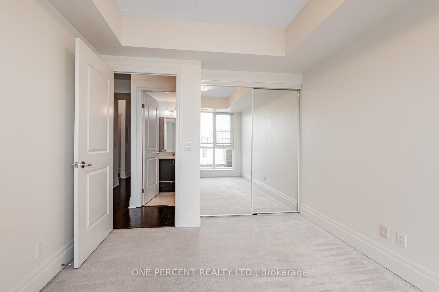 Photo 23 of Unit 401, 21 Upper Duke Crescent, Markham, Unionville — HOMEH