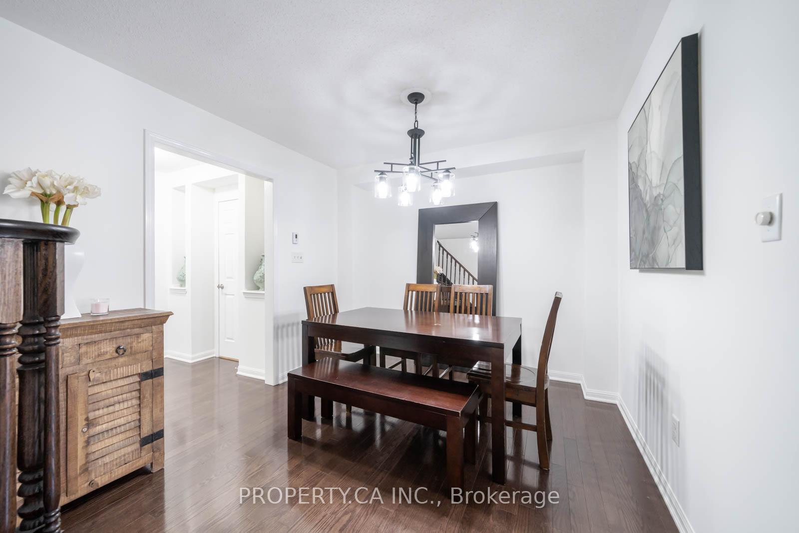 Photo 13 of 34 Ferguson Street, Scarborough, Clairlea-Birchmount — HOMEH
