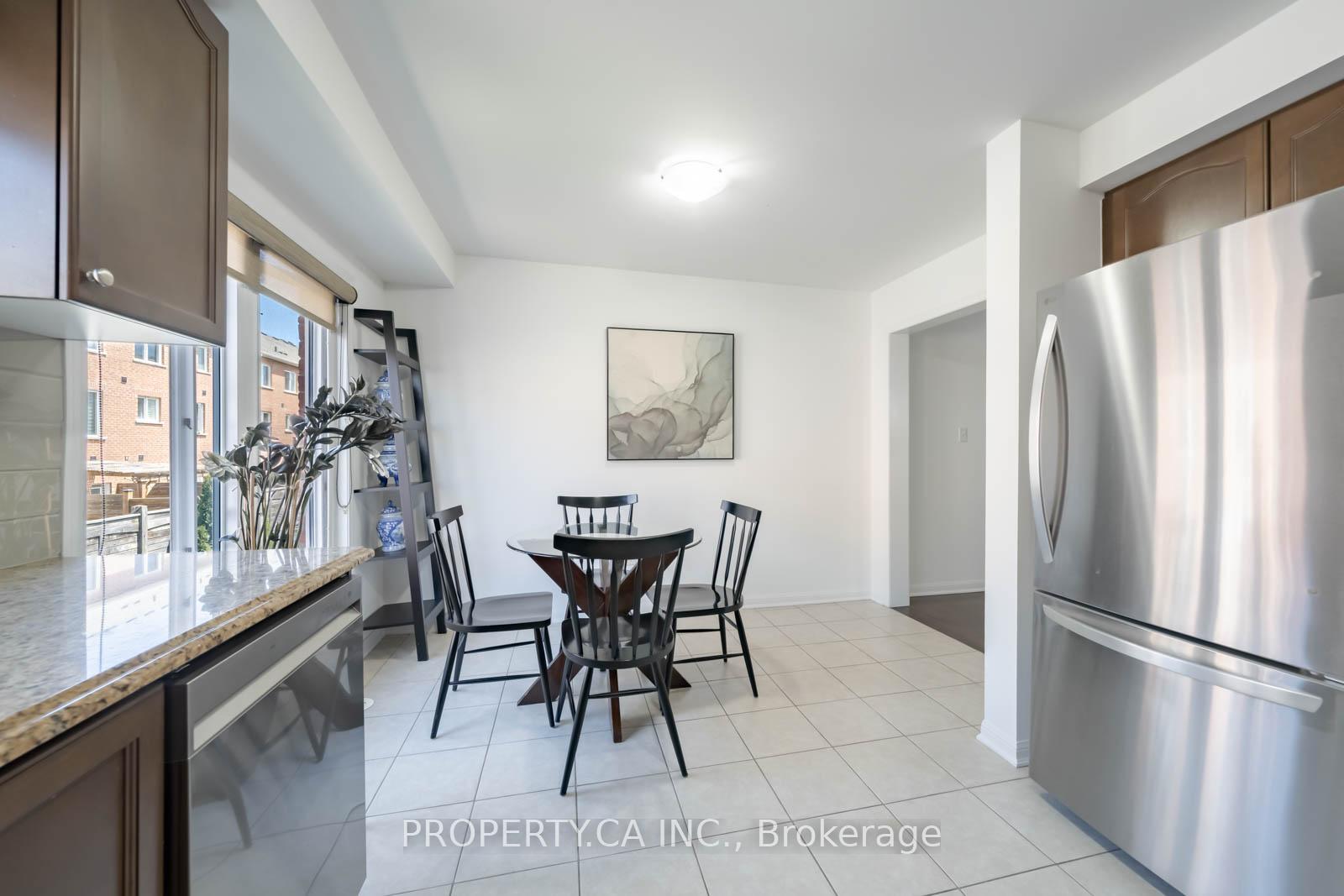 Photo 18 of 34 Ferguson Street, Scarborough, Clairlea-Birchmount — HOMEH