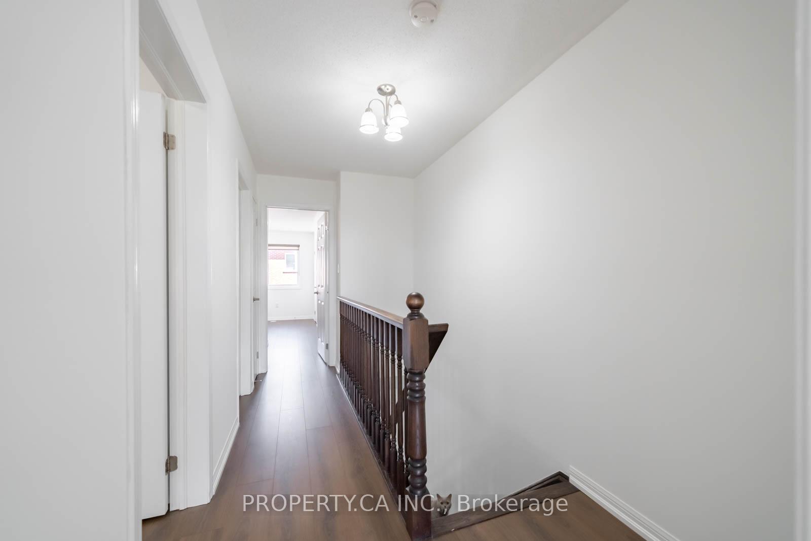 Photo 20 of 34 Ferguson Street, Scarborough, Clairlea-Birchmount — HOMEH